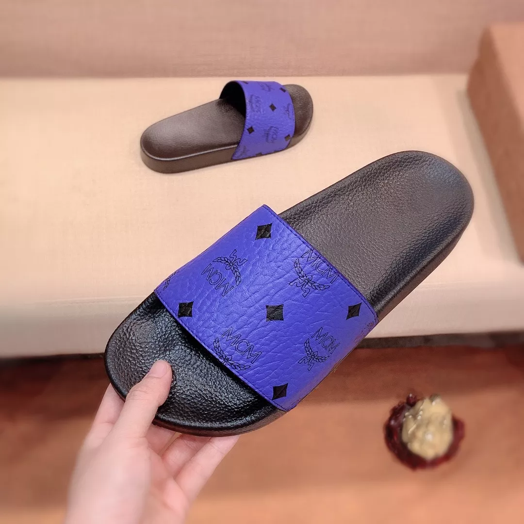 WellDesigned 7286 MCM Slippers For Men