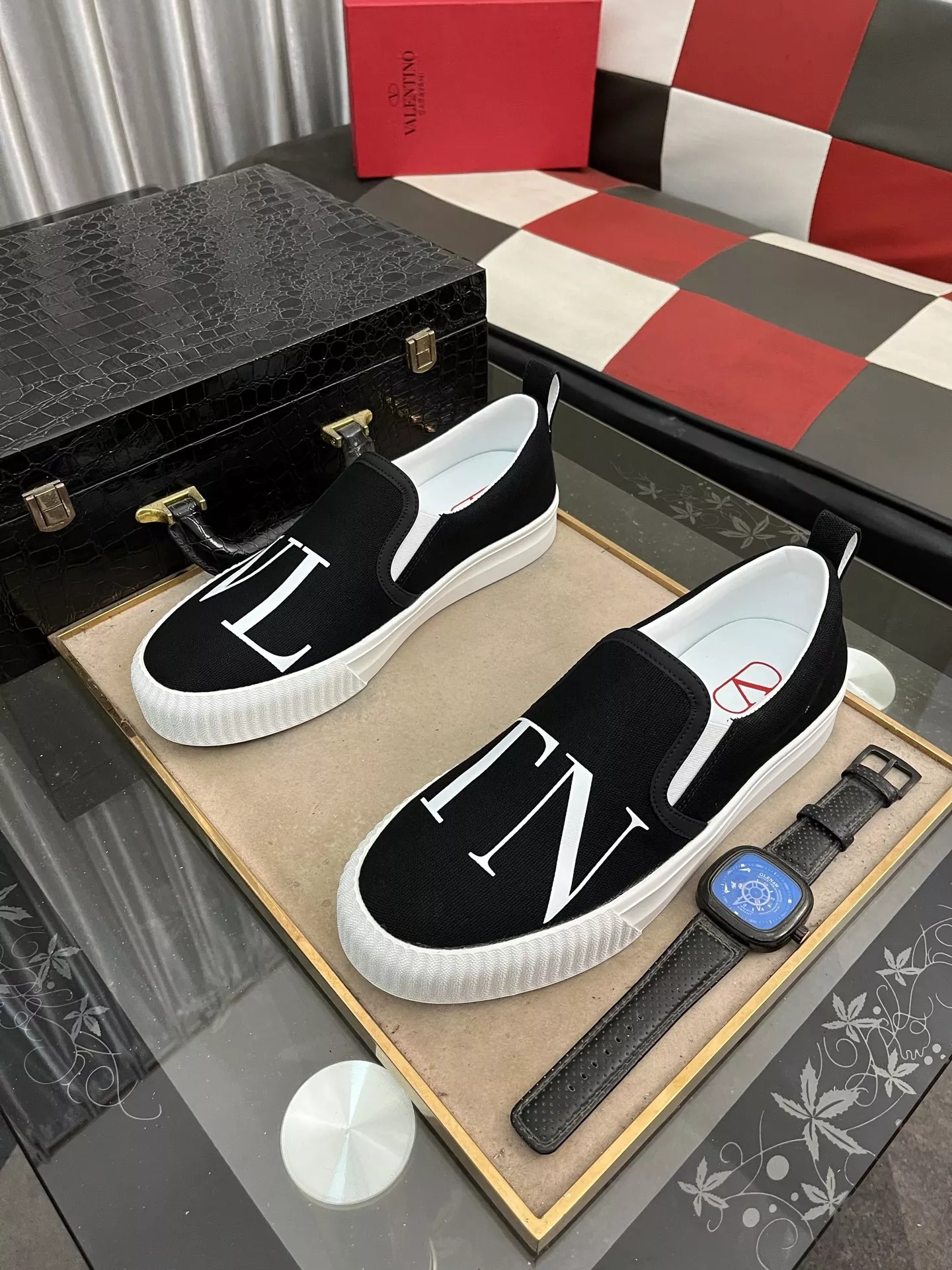 WellDesigned 7287 Valentino Casual Shoes For Men