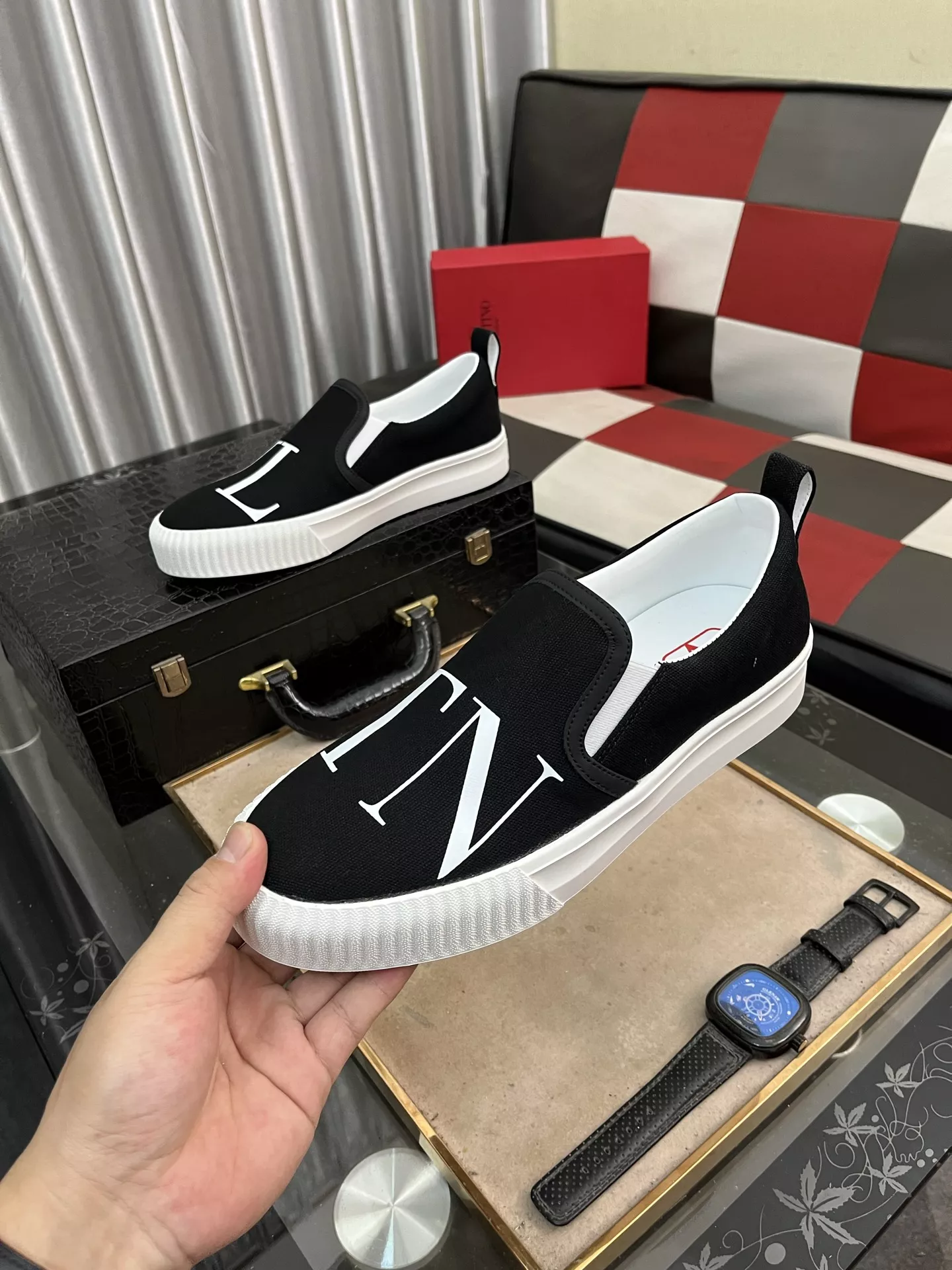 WellDesigned 7287 Valentino Casual Shoes For Men