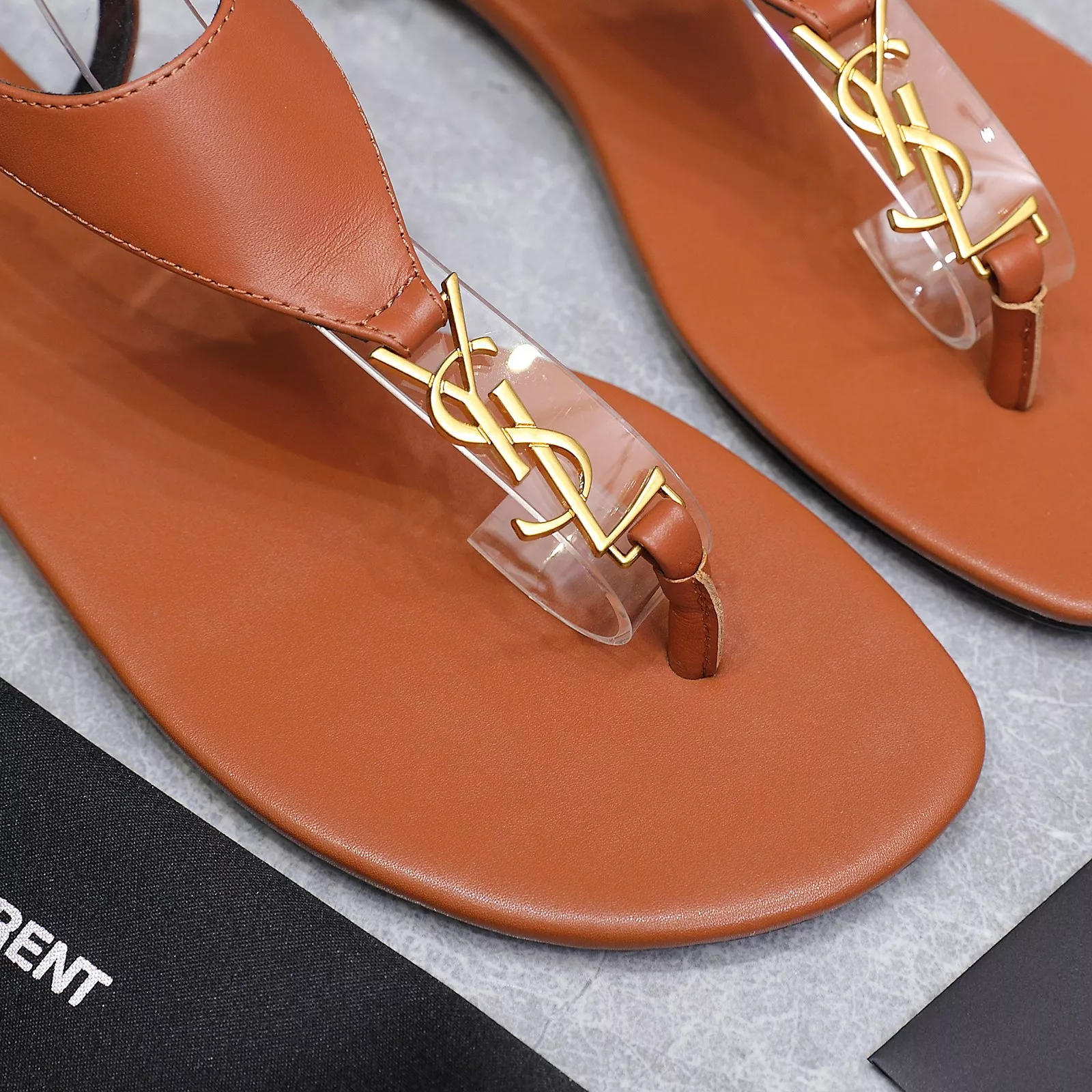 WellDesigned 7308 Yves Saint Laurent YSL Sandal For Women