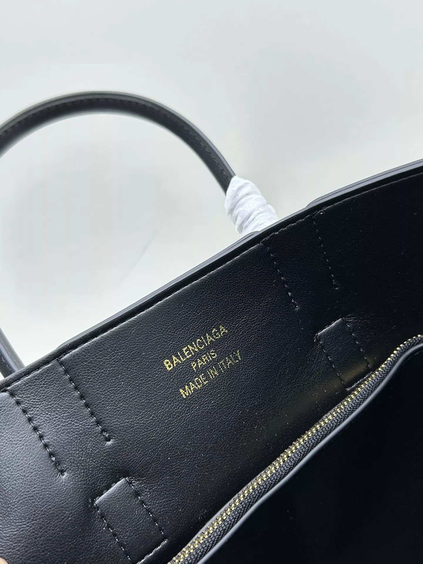 WellDesigned 743 Balenciaga AAA Quality Handbags For Women