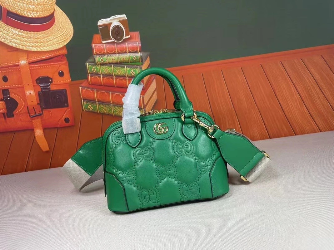 WellDesigned 7740 Gucci AAA Quality Messenger Bags For Women