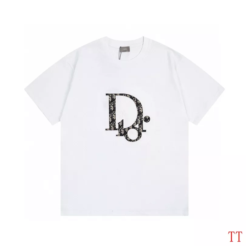 WellDesigned 7792 Christian Dior T-Shirts Short Sleeved For Unisex