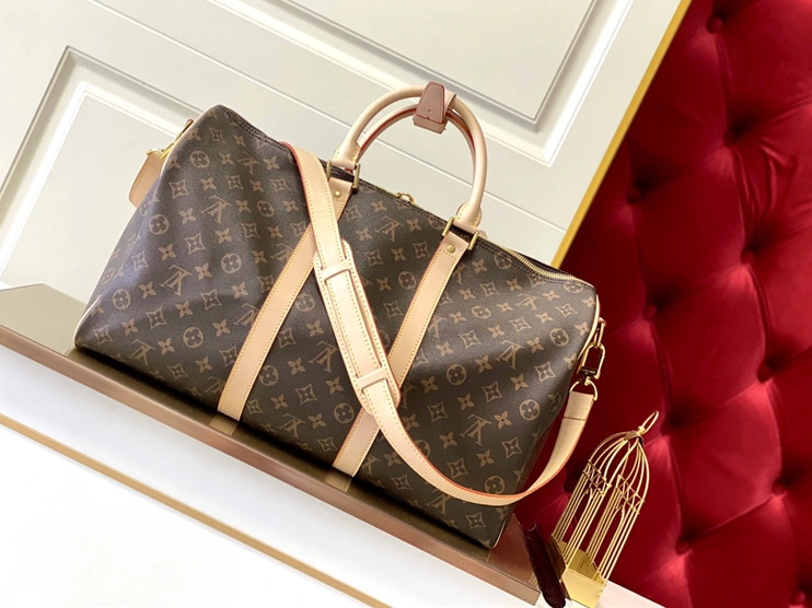 WellDesigned 7807 Louis Vuitton Travel Bags