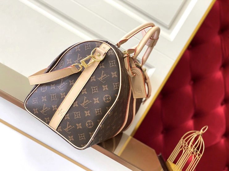 WellDesigned 7807 Louis Vuitton Travel Bags