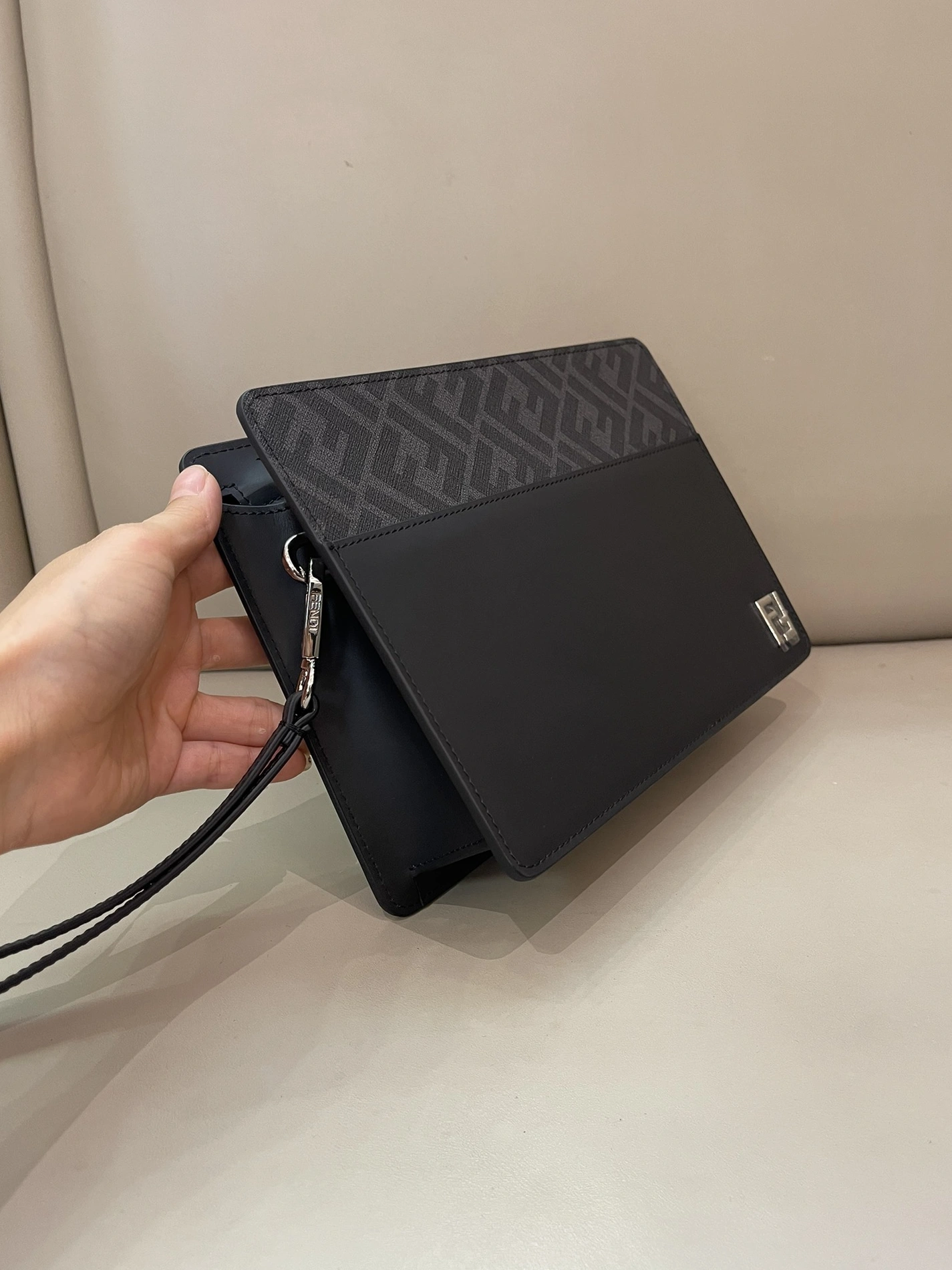 WellDesigned 7944 Fendi AAA Man Wallets