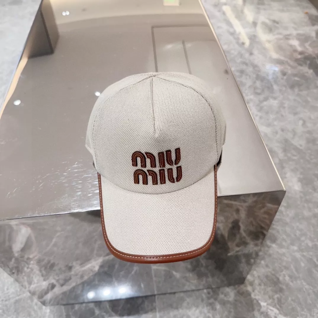 WellDesigned 8097 MIU MIU Caps