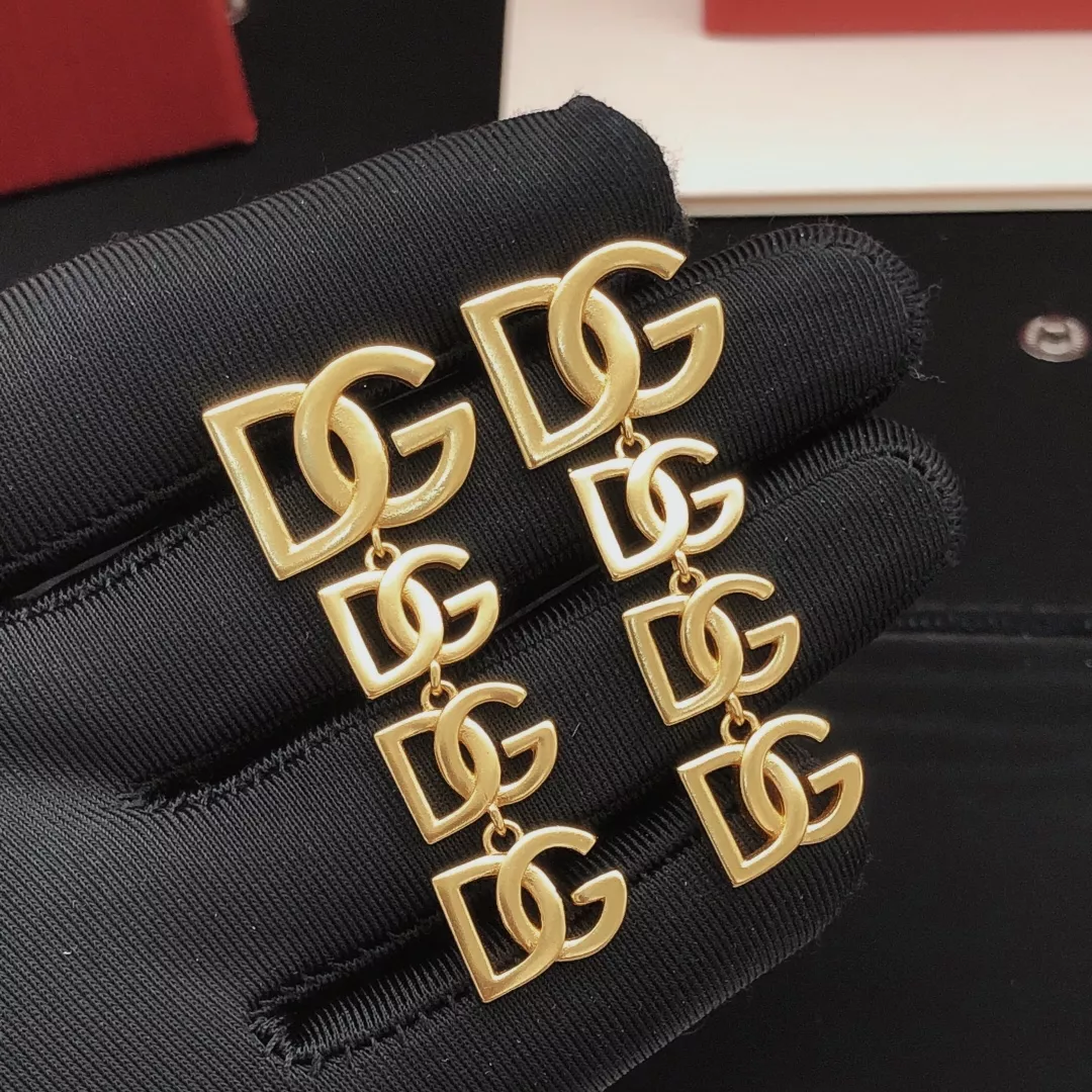 WellDesigned 8131 Dolce & Gabbana D&G Earrings For Women