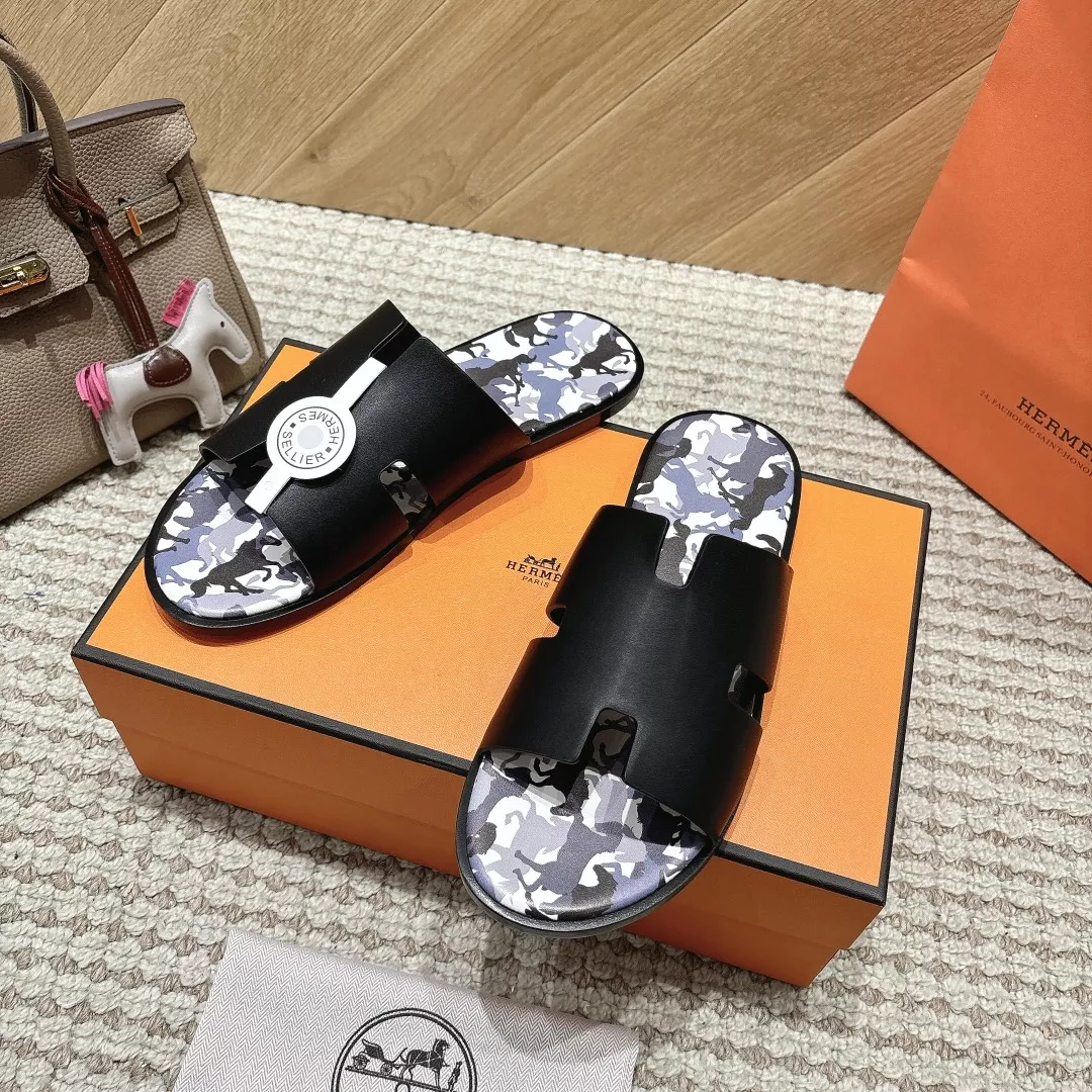 WellDesigned 8180 Hermes Slippers For Men