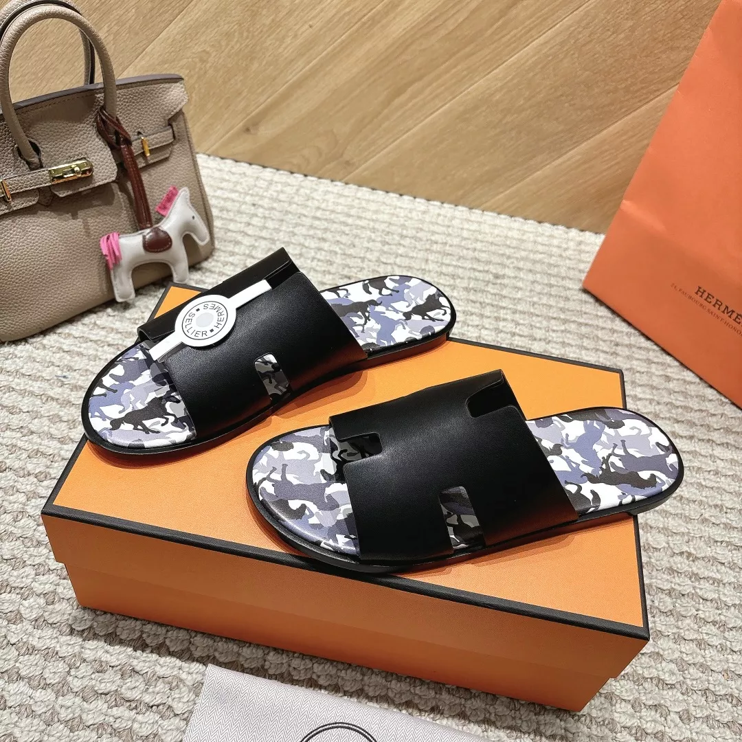 WellDesigned 8180 Hermes Slippers For Men