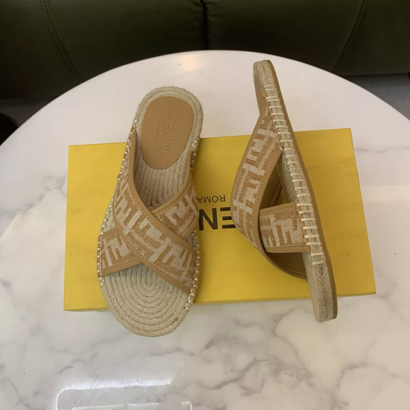 WellDesigned 8191 Fendi Slippers For Men