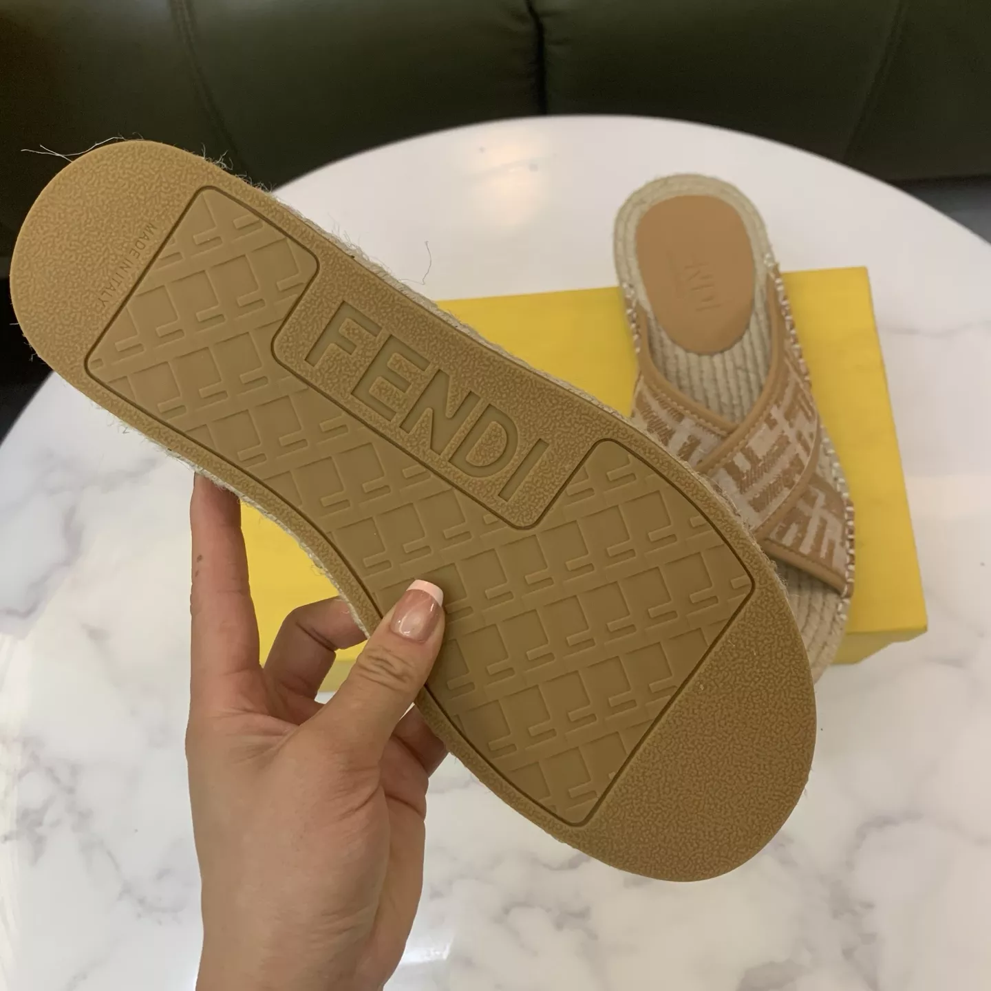 WellDesigned 8191 Fendi Slippers For Men