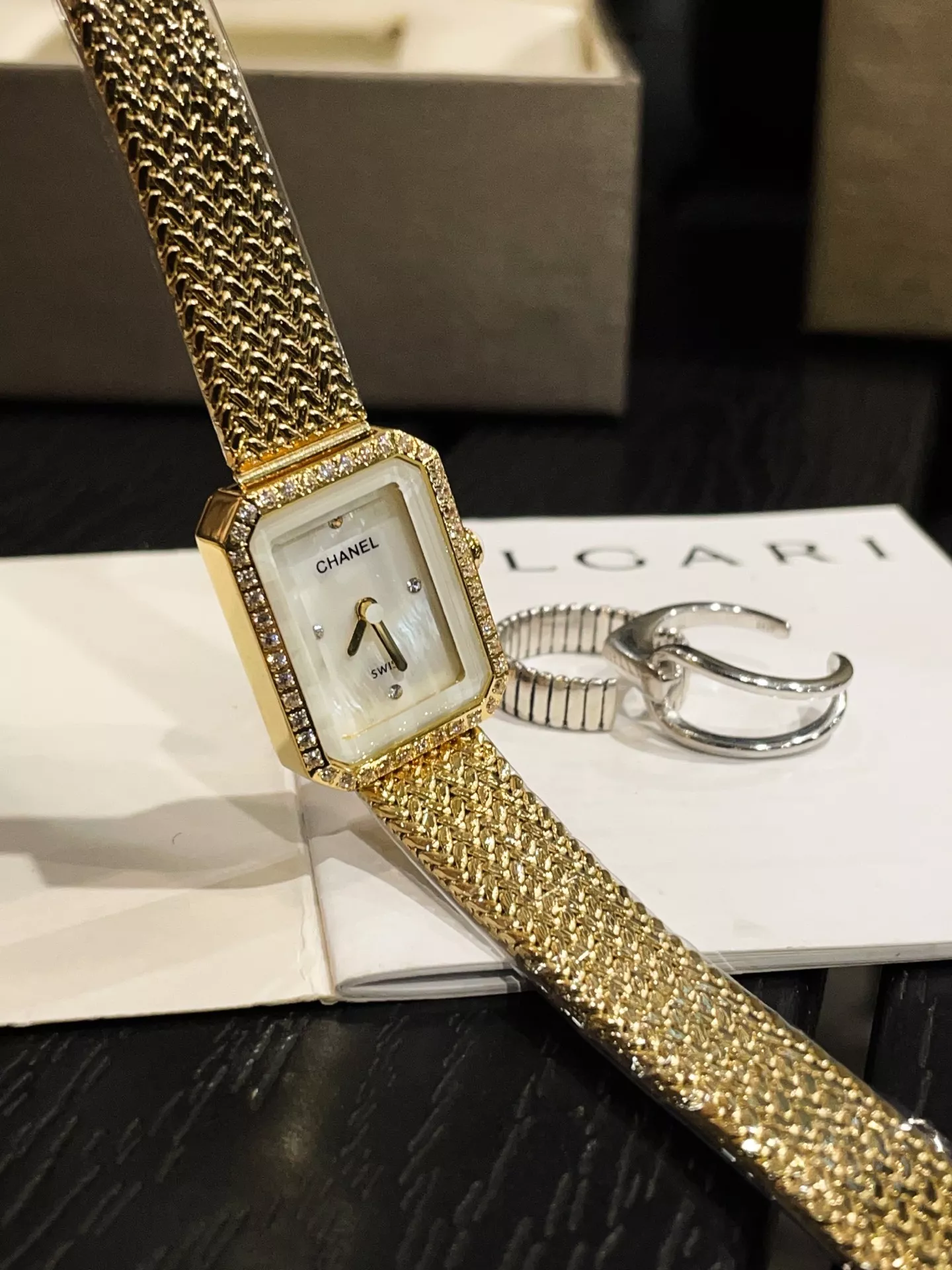 WellDesigned 8363 Chanel AAA Quality Watches For Women