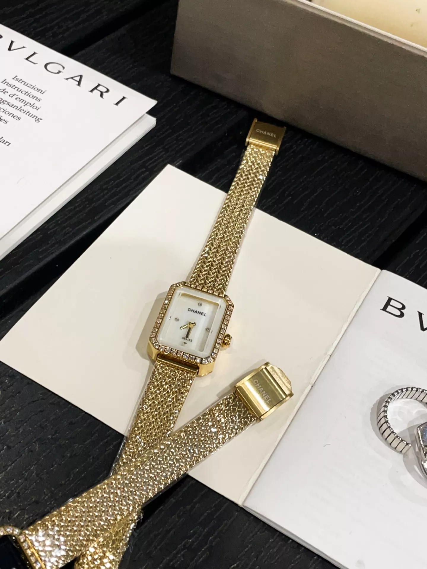 WellDesigned 8363 Chanel AAA Quality Watches For Women
