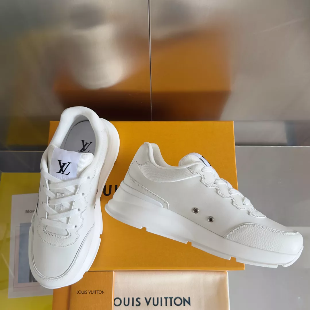 WellDesigned 8450 Louis Vuitton Casual Shoes For Men