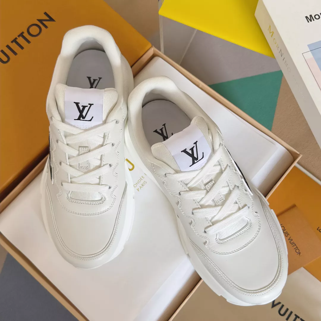 WellDesigned 8450 Louis Vuitton Casual Shoes For Men
