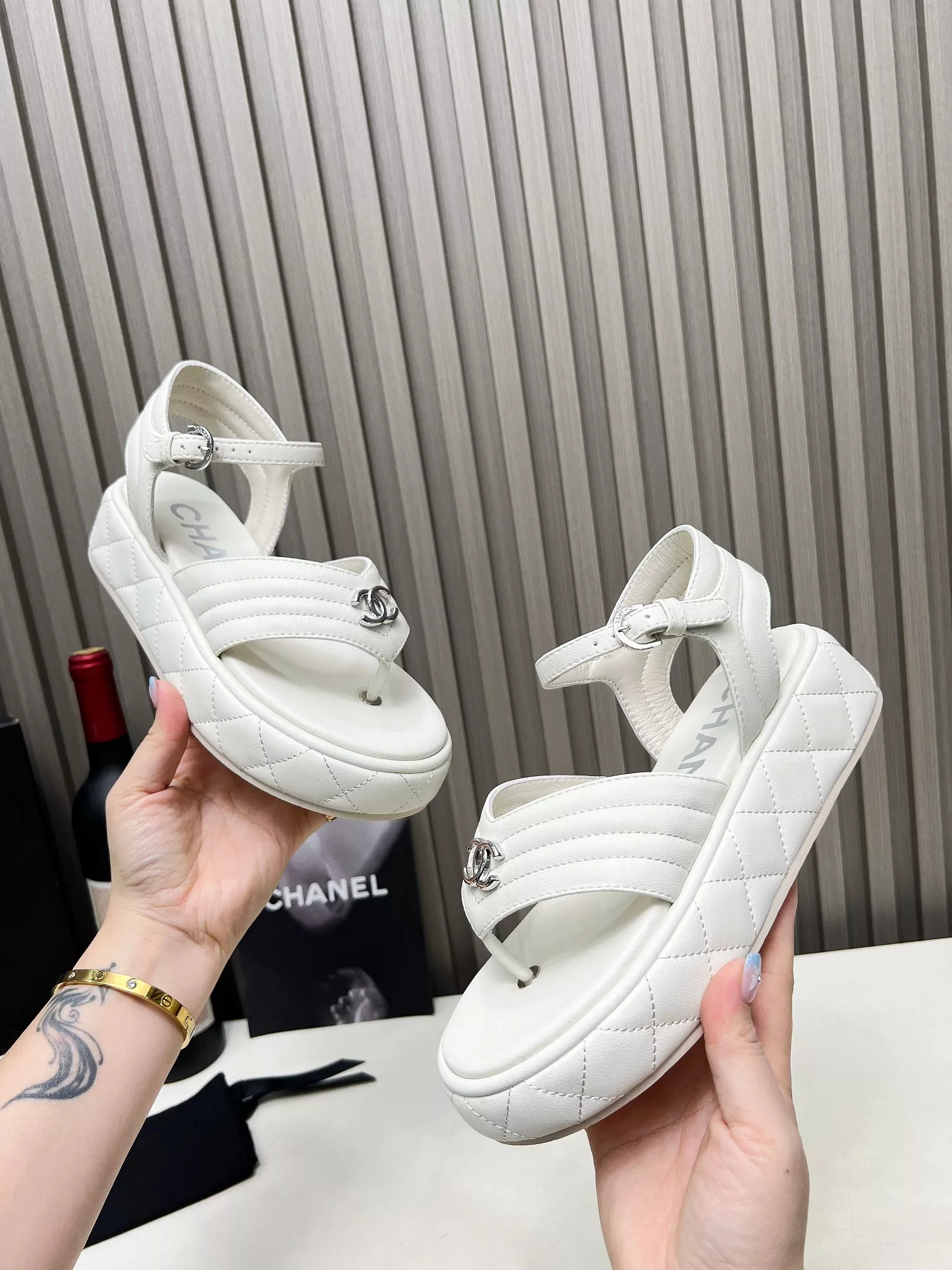 WellDesigned 8502 Chanel Sandal For Women