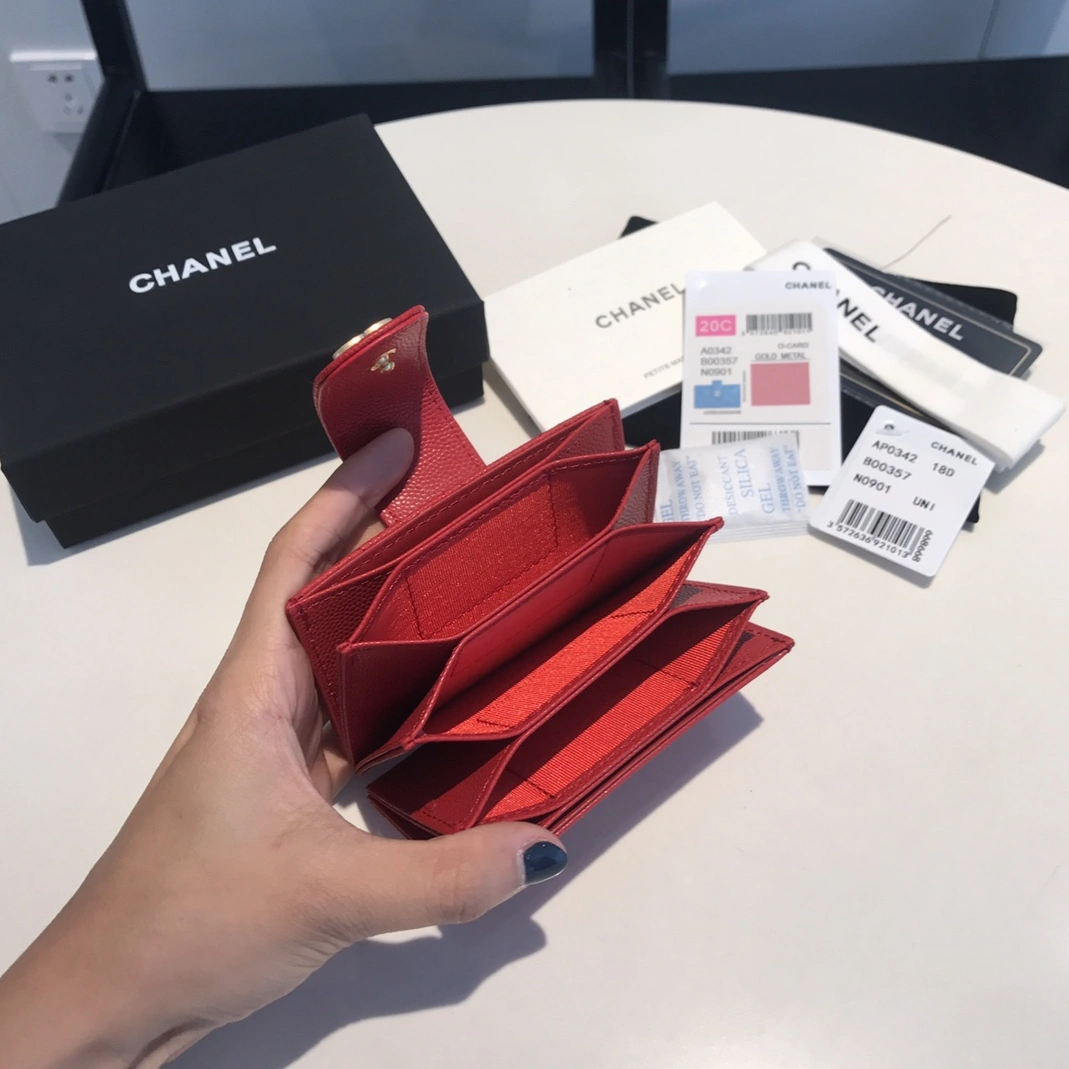 WellDesigned 8577 Chanel AAA Quality Card Case For Women