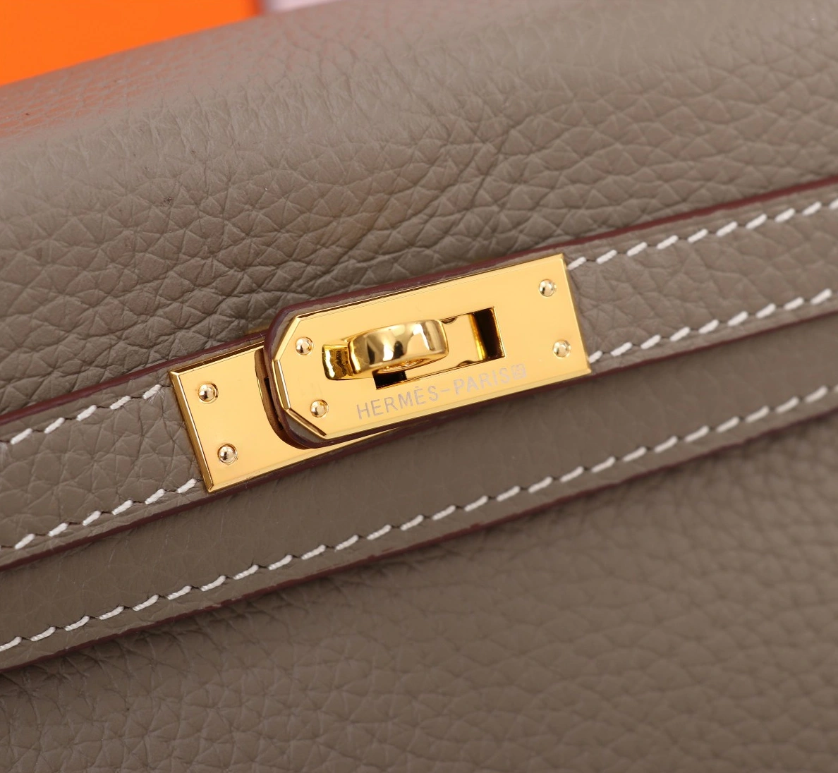 WellDesigned 8632 Hermes AAA Quality Handbags For Women