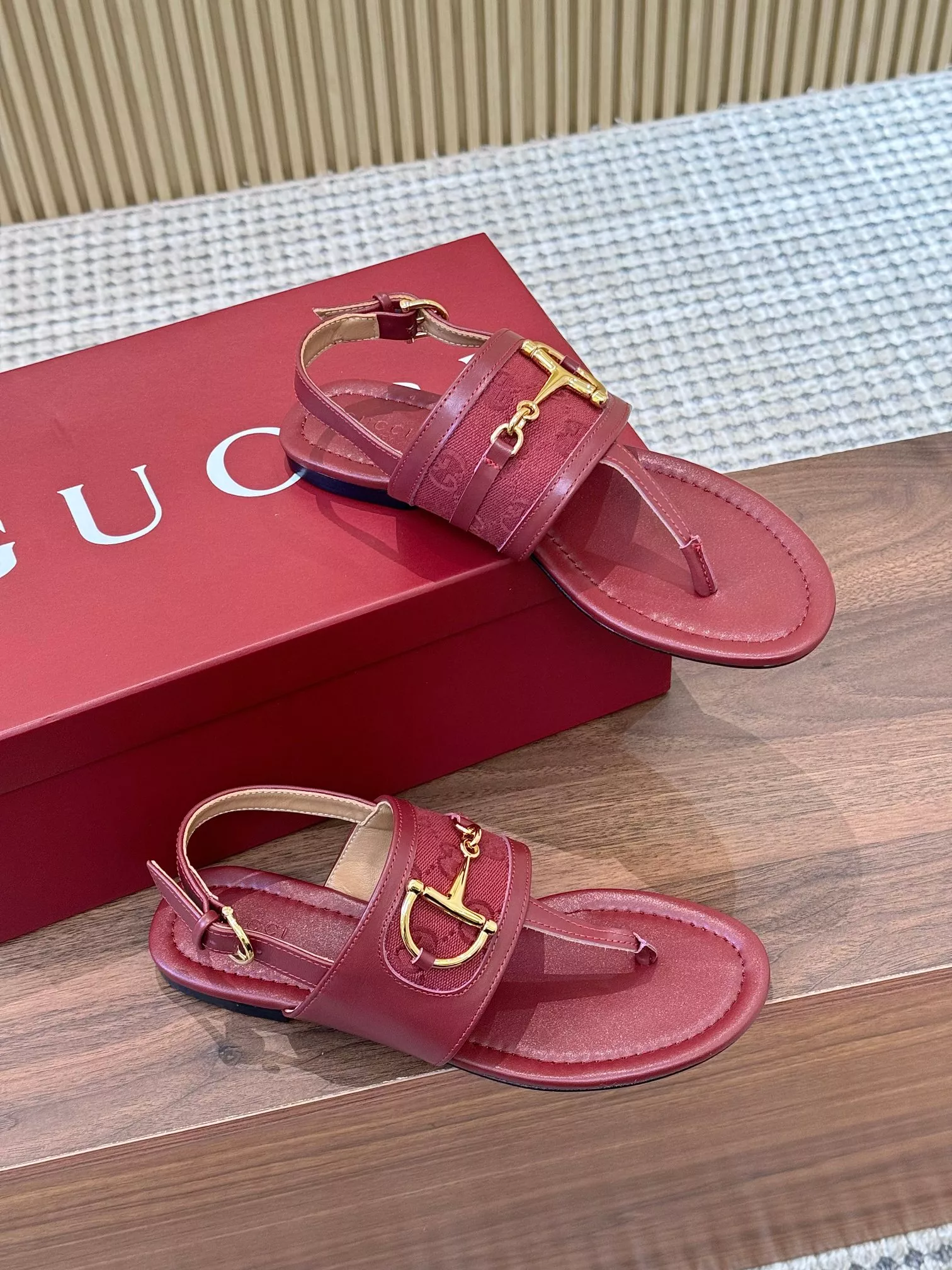WellDesigned 8687 Gucci Sandal For Women