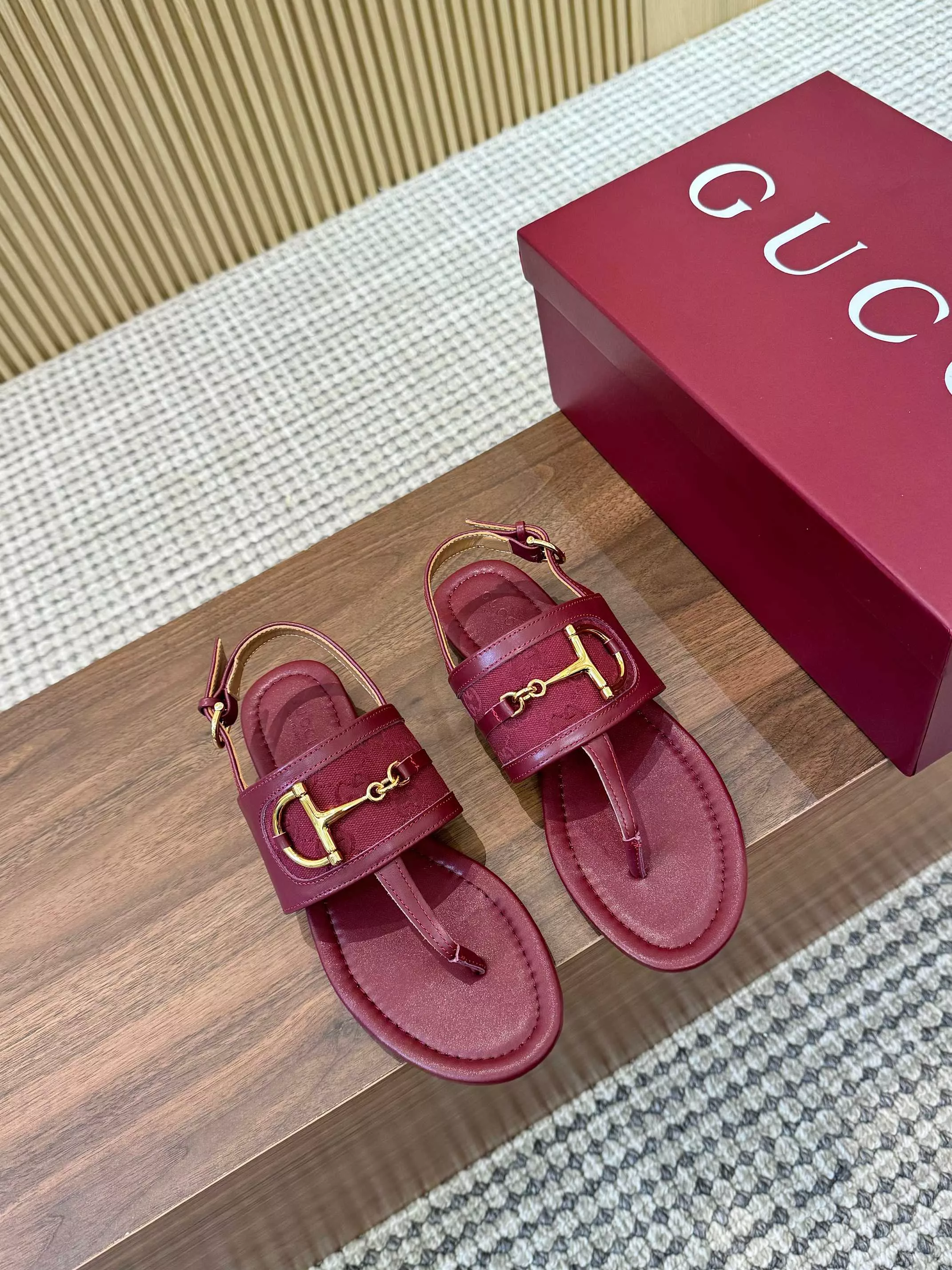 WellDesigned 8687 Gucci Sandal For Women