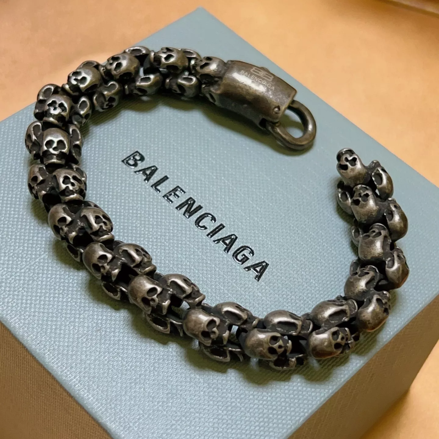 WellDesigned 8968 Balenciaga Bracelets For Men