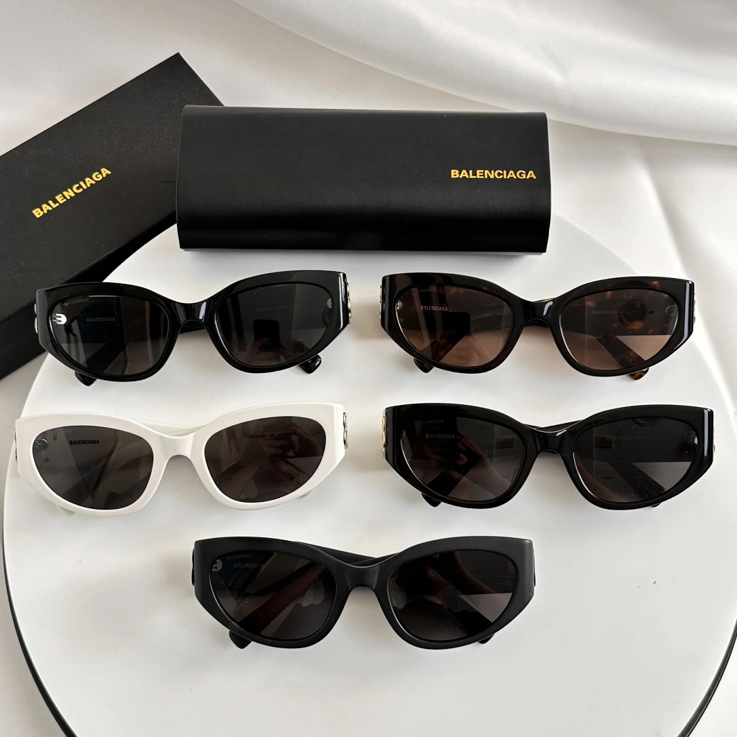 WellDesigned 8994 Balenciaga AAA Quality Sunglasses