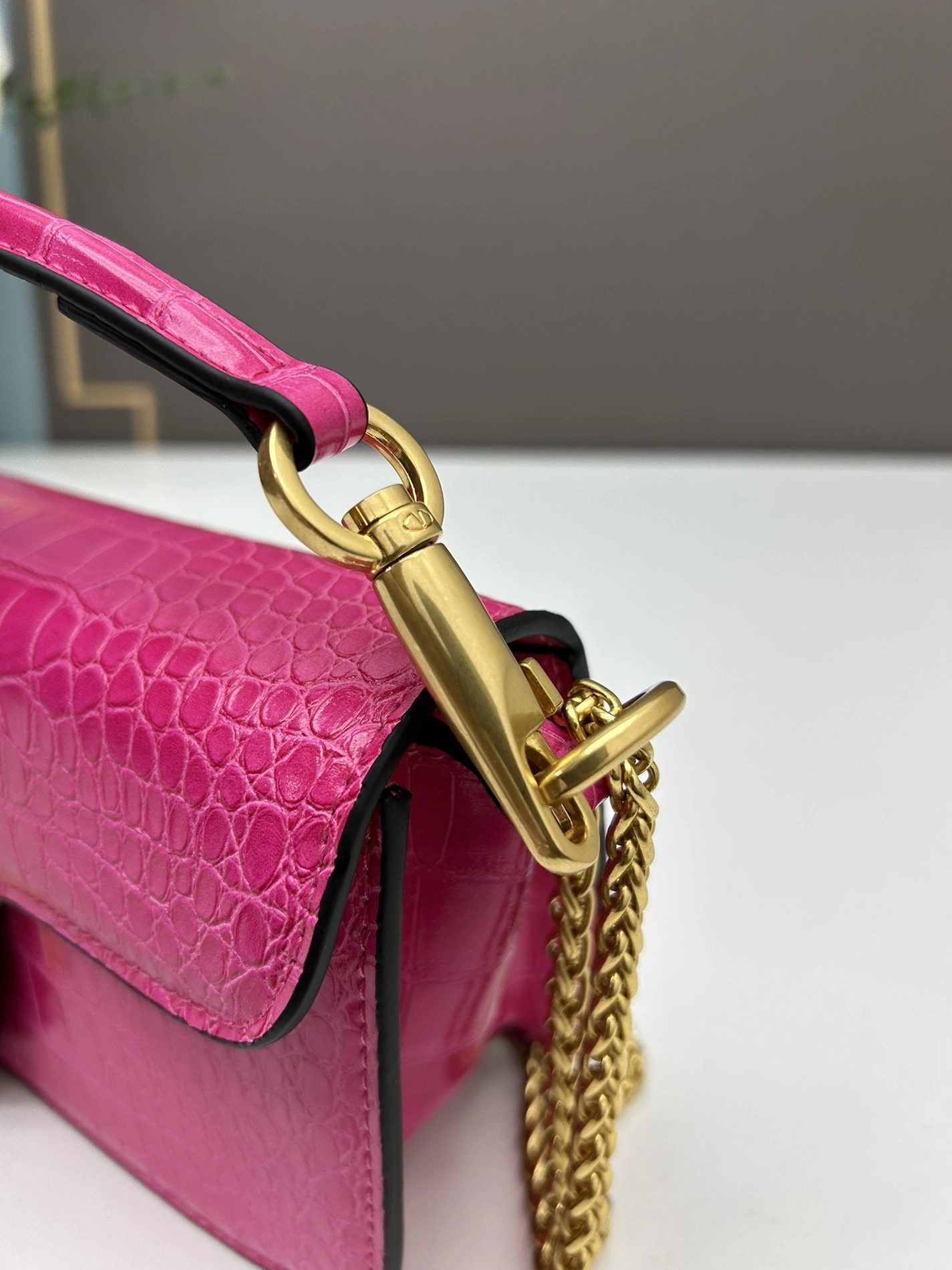WellDesigned 9053 Valentino AAA Quality Shoulder Bags For Women