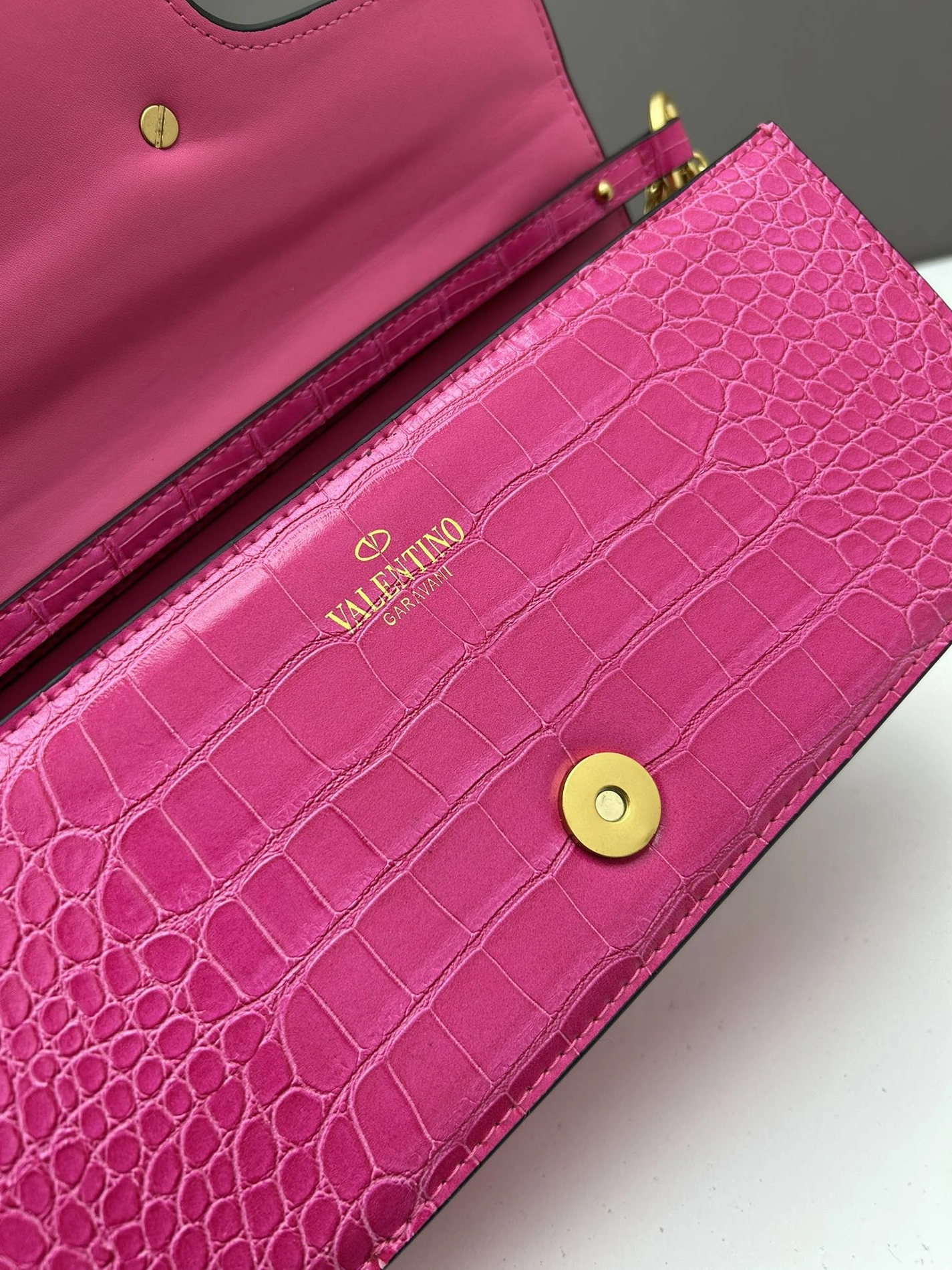 WellDesigned 9053 Valentino AAA Quality Shoulder Bags For Women