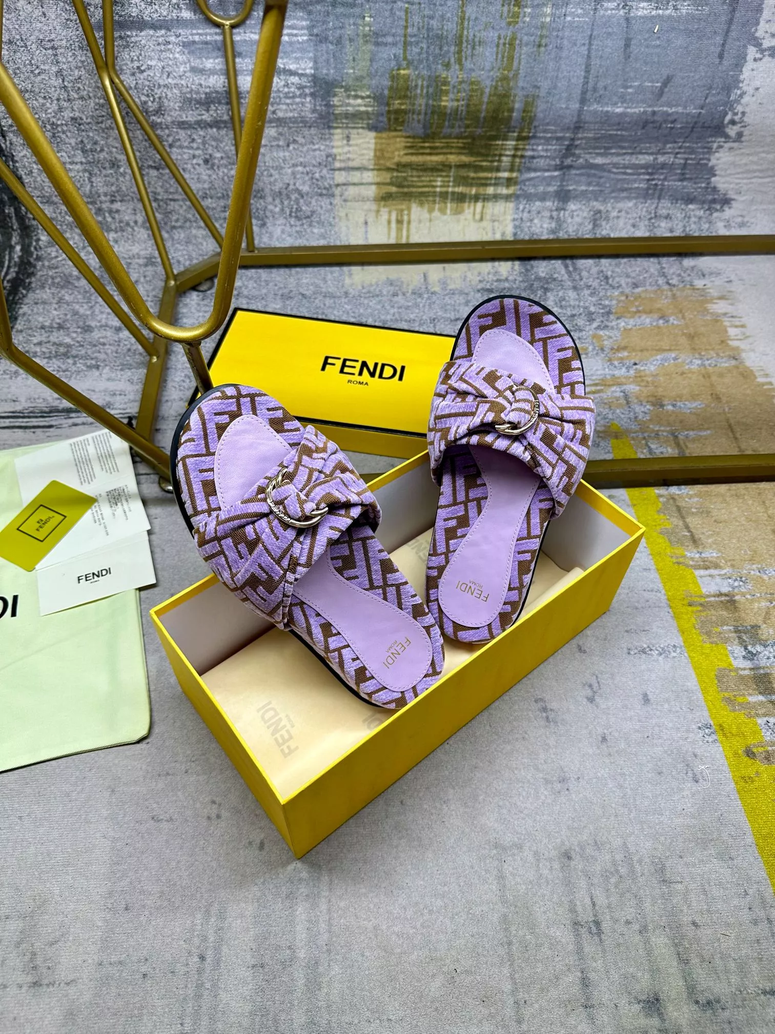 WellDesigned 9086 Fendi Slippers For Women