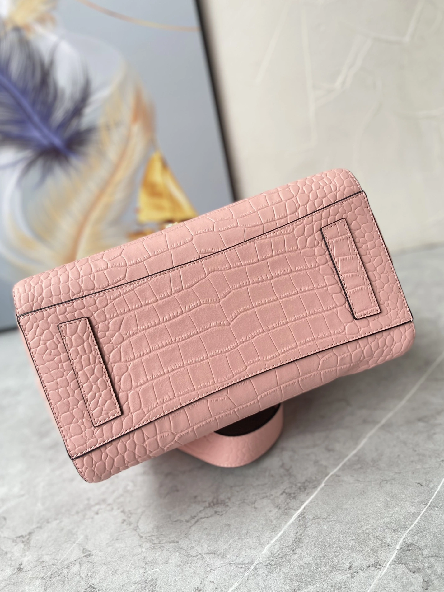 WellDesigned 911 Givenchy AAA Quality Handbags For Women