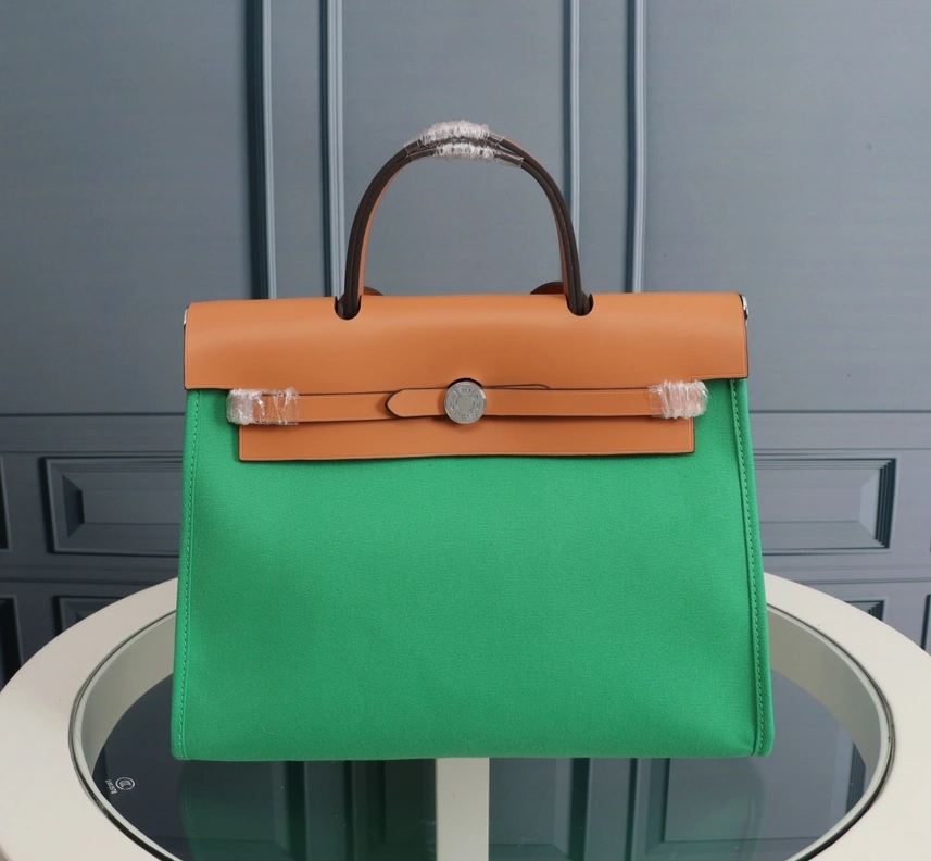 WellDesigned 9111 Hermes AAA Quality Handbags For Women