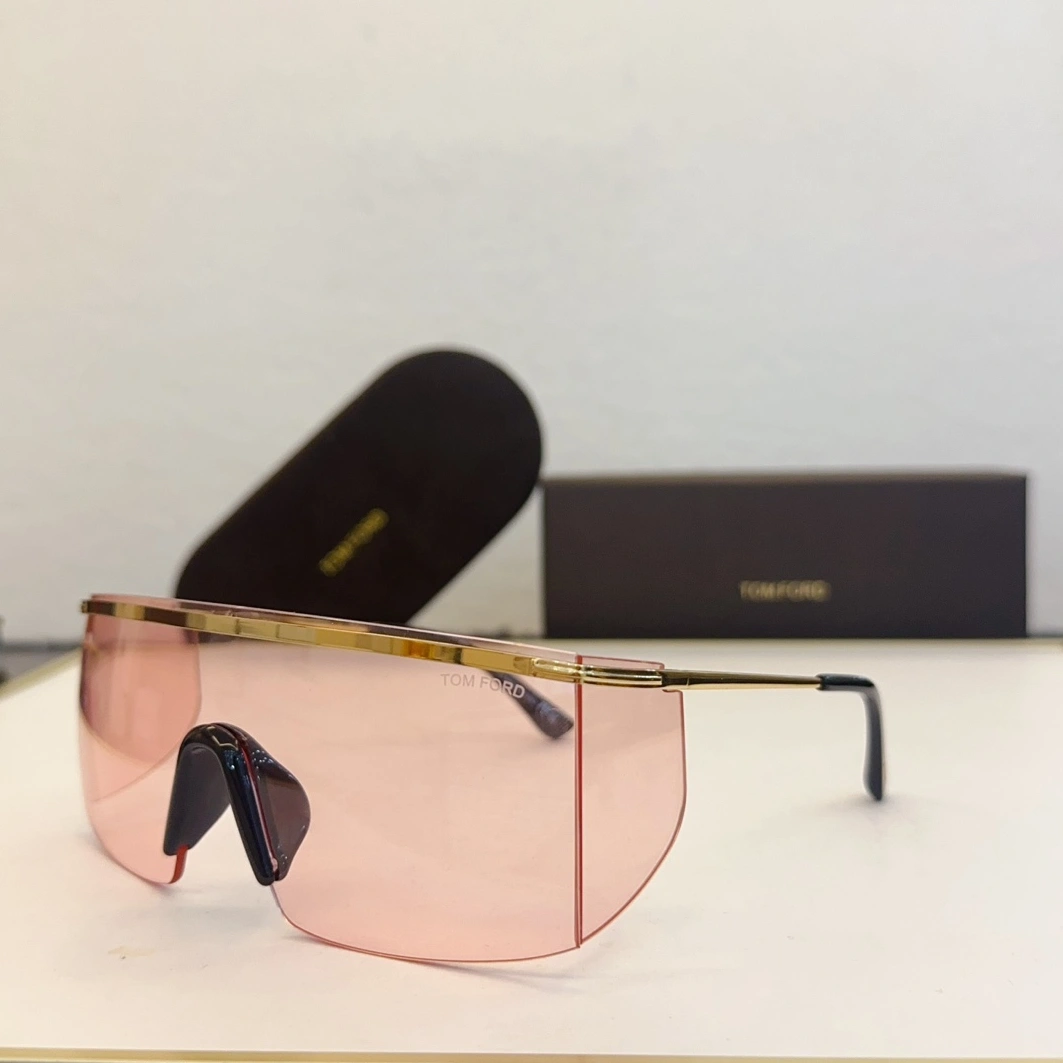 WellDesigned 912 Tom Ford AAA Quality Sunglasses