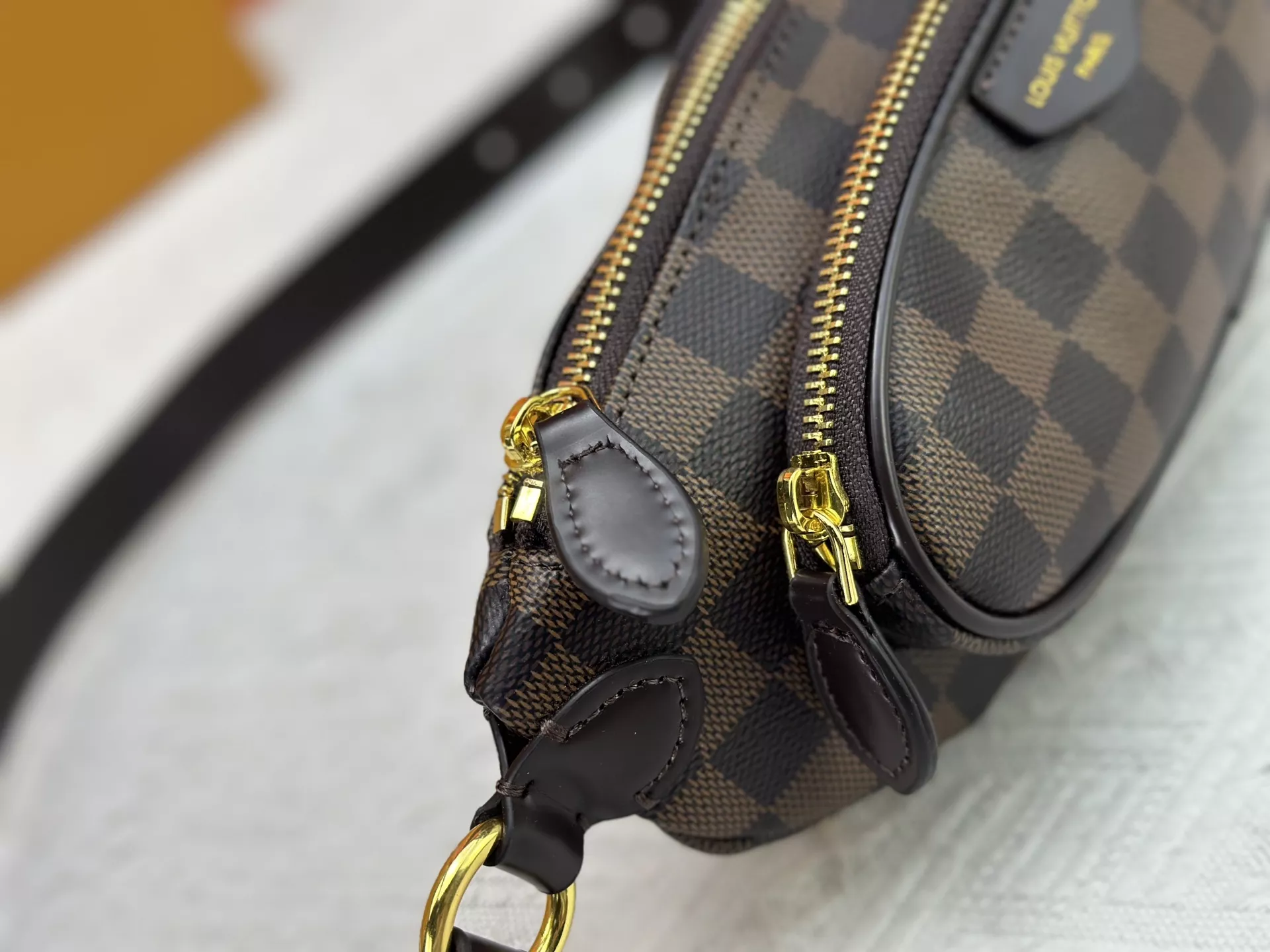 WellDesigned 9139 Louis Vuitton LV AAA Quality Belt Bags