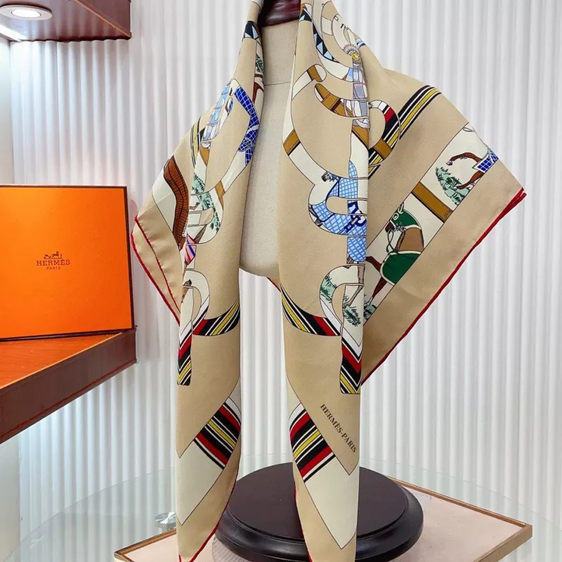 WellDesigned 9193 Hermes Silk Squares