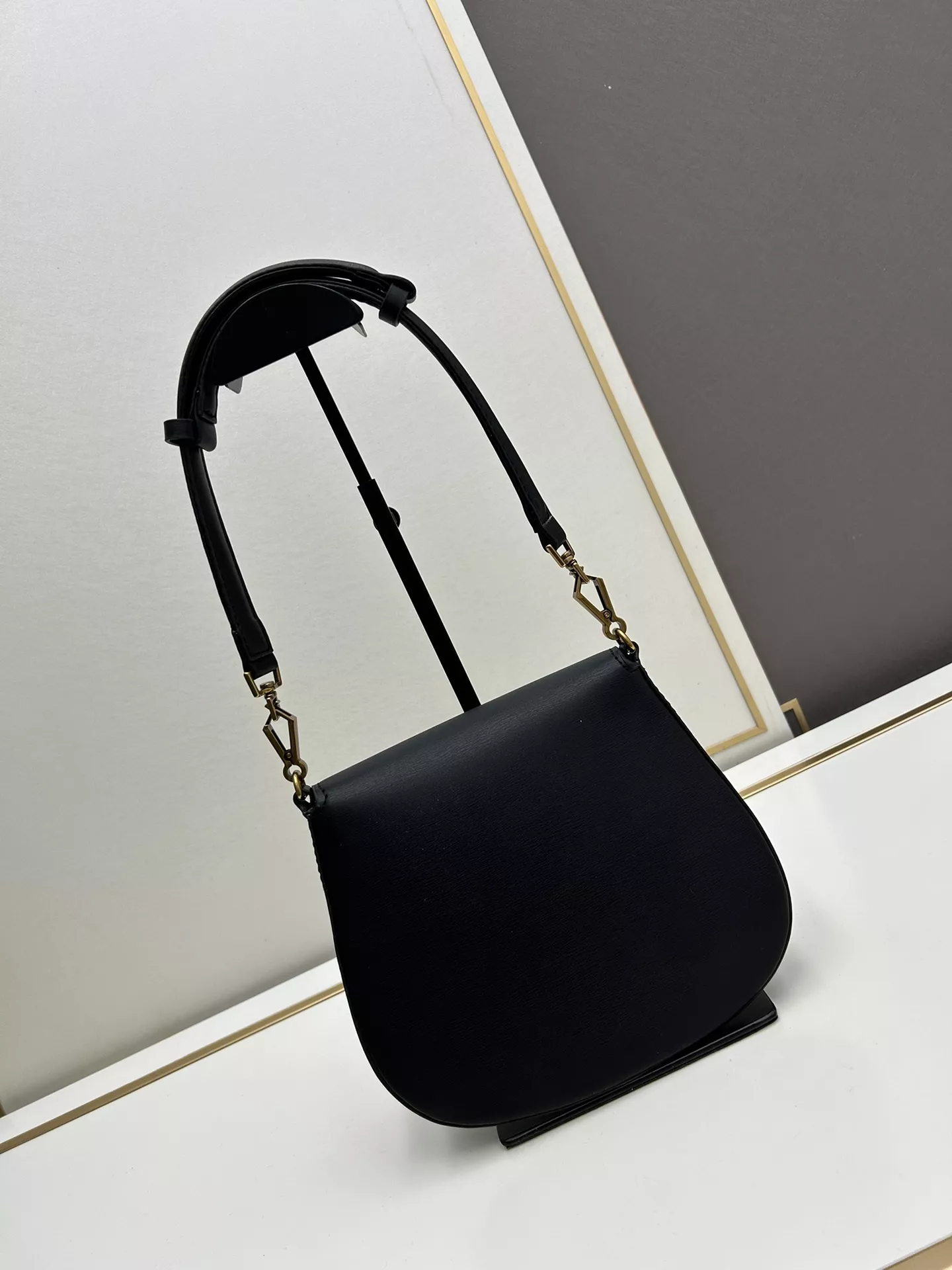 WellDesigned 9281 Yves Saint Laurent YSL AAA Quality Shoulder Bags For Women