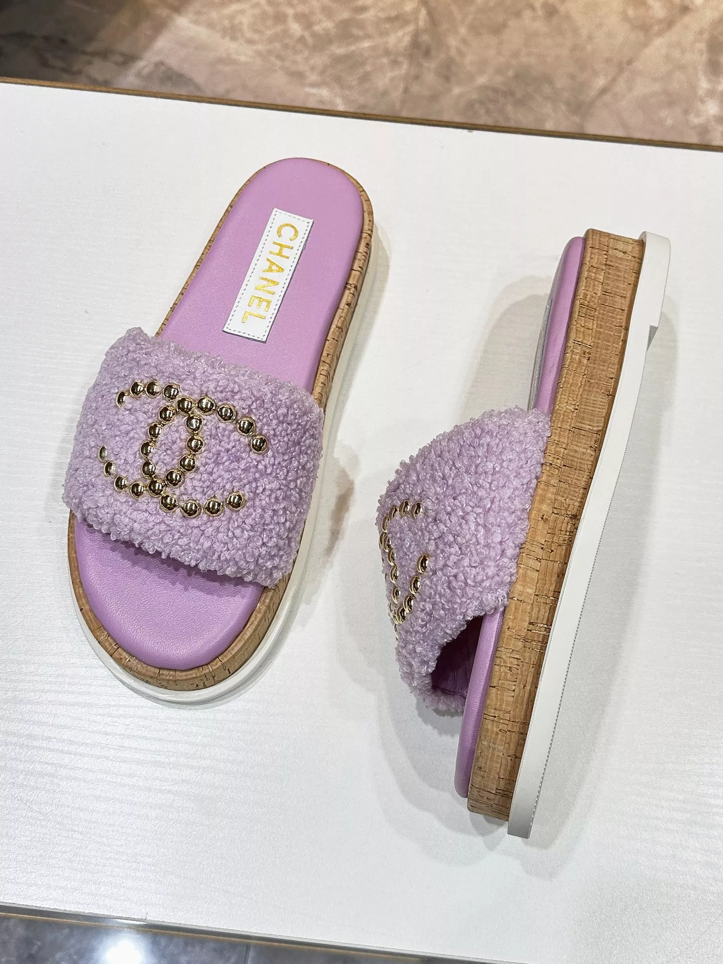 WellDesigned 9300 Chanel Slippers For Women
