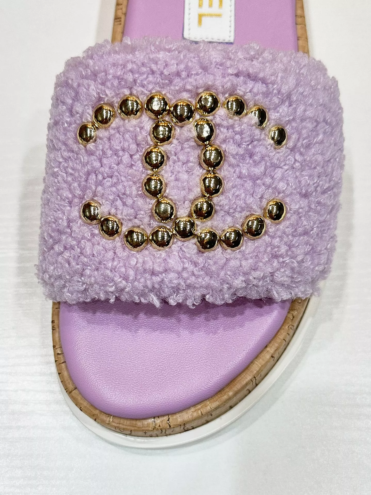 WellDesigned 9300 Chanel Slippers For Women