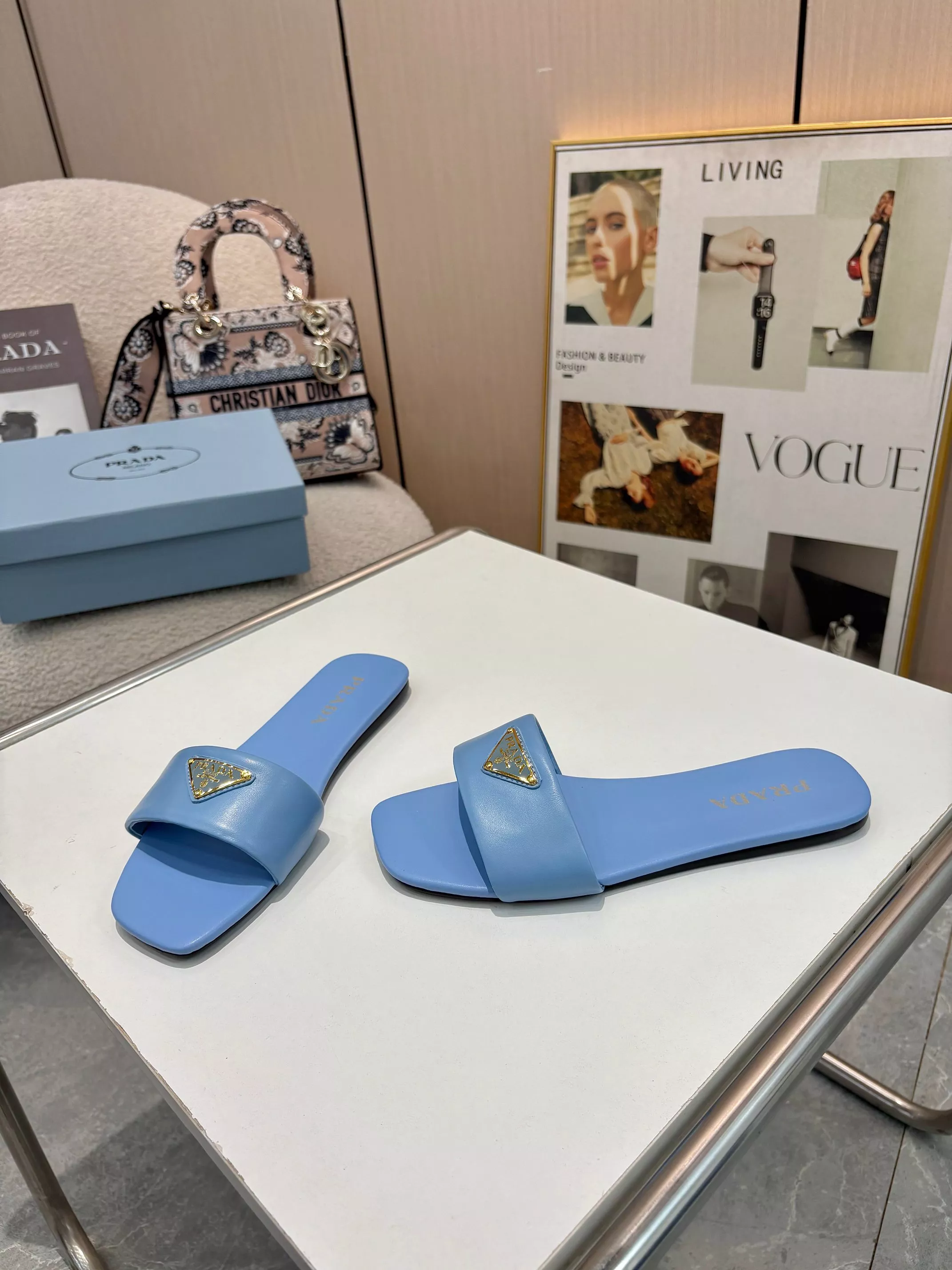 WellDesigned 9381 Prada Slippers For Women