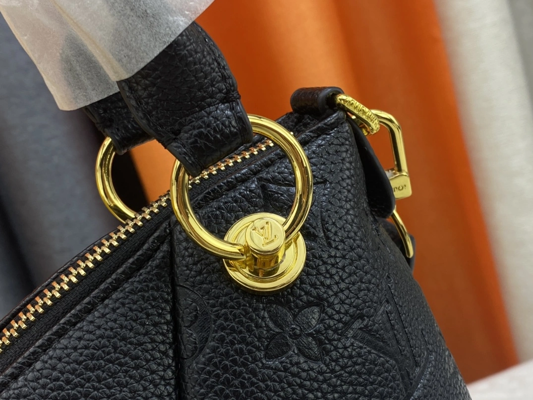 WellDesigned 939 Louis Vuitton AAA Quality Handbags For Women