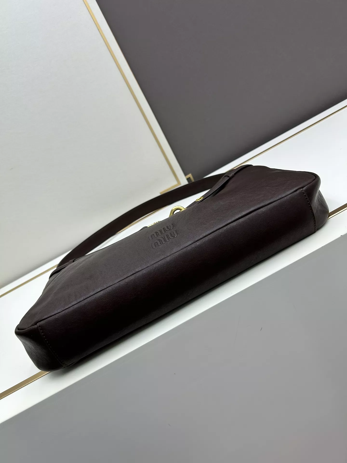 WellDesigned 9391 MIU MIU AAA Quality Shoulder Bags For Women