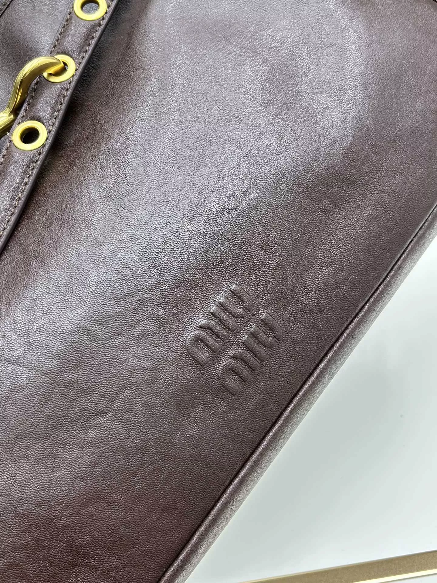 WellDesigned 9391 MIU MIU AAA Quality Shoulder Bags For Women