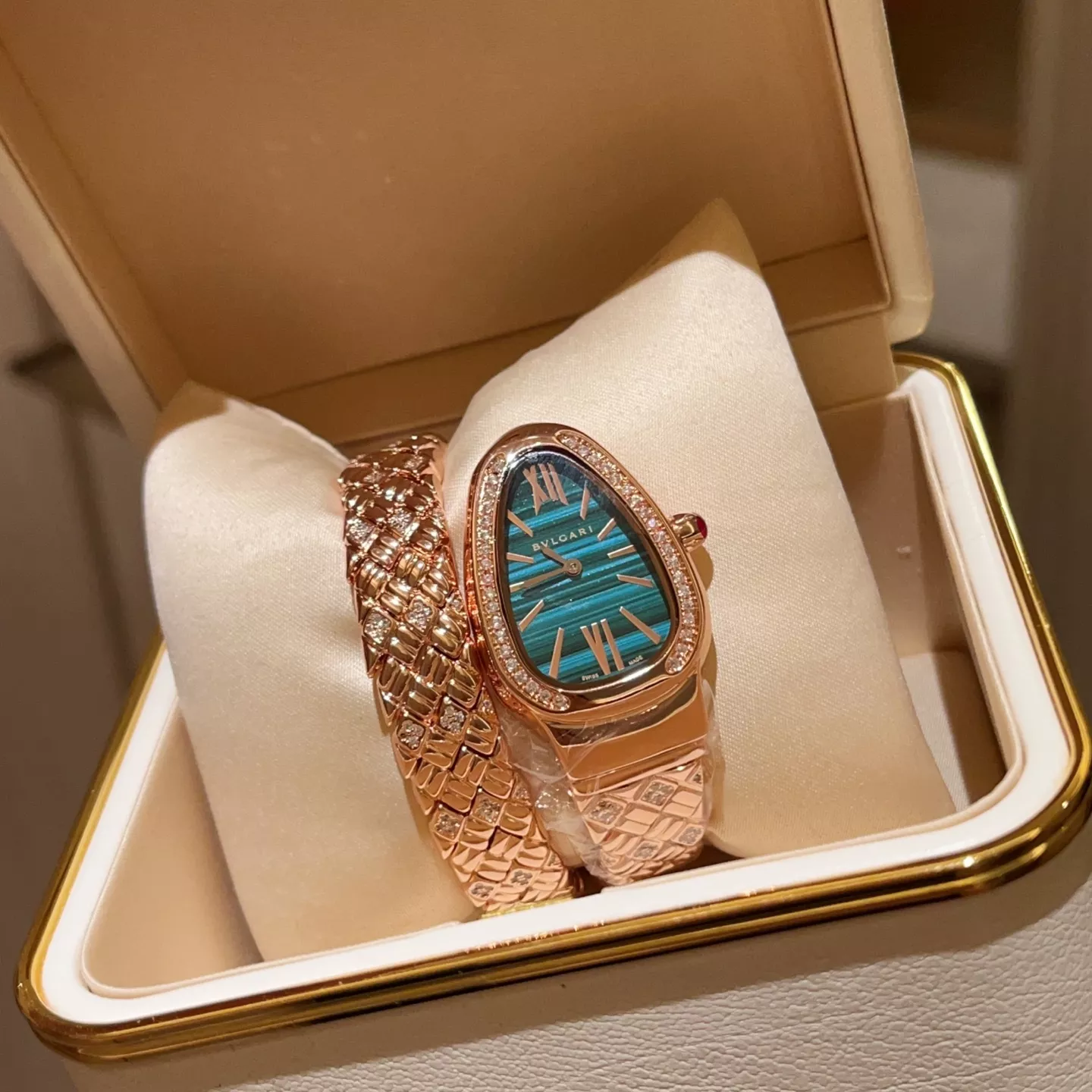 WellDesigned 9407 Bvlgari AAA Quality Watches For Women