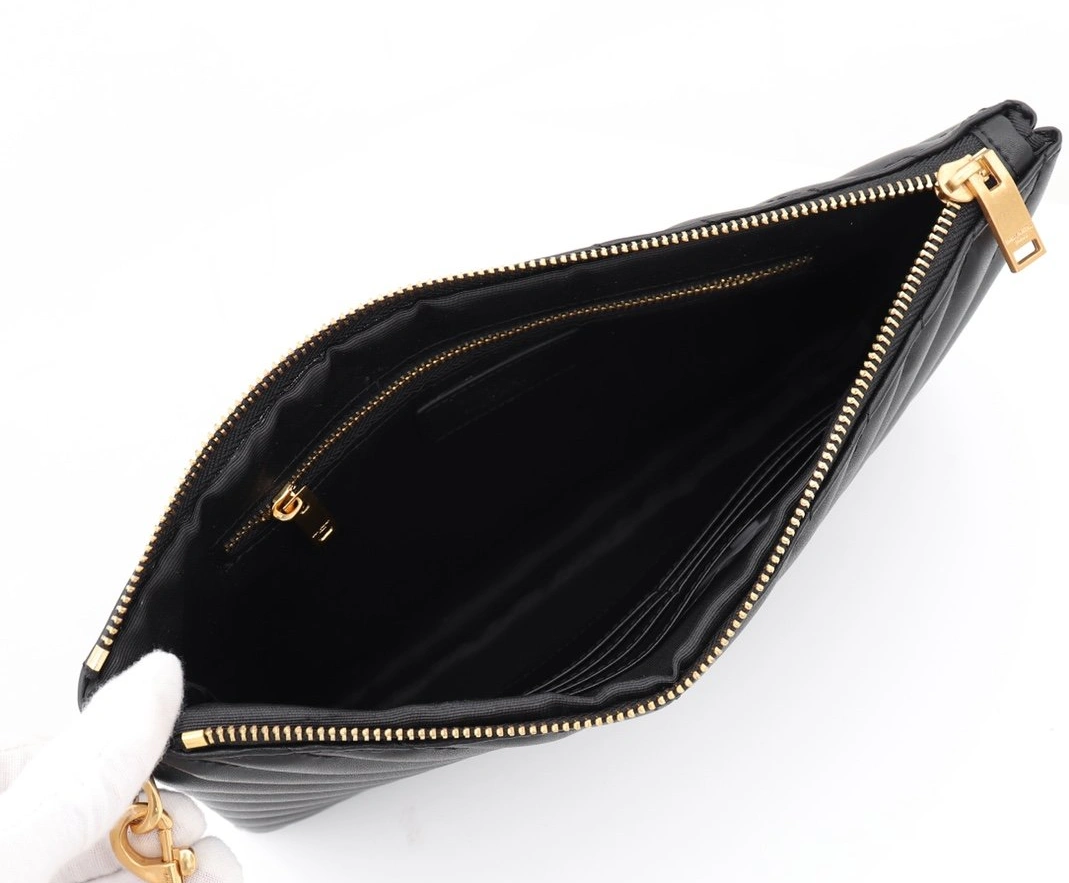 WellDesigned 9445 Yves Saint Laurent AAA Wallets For Women
