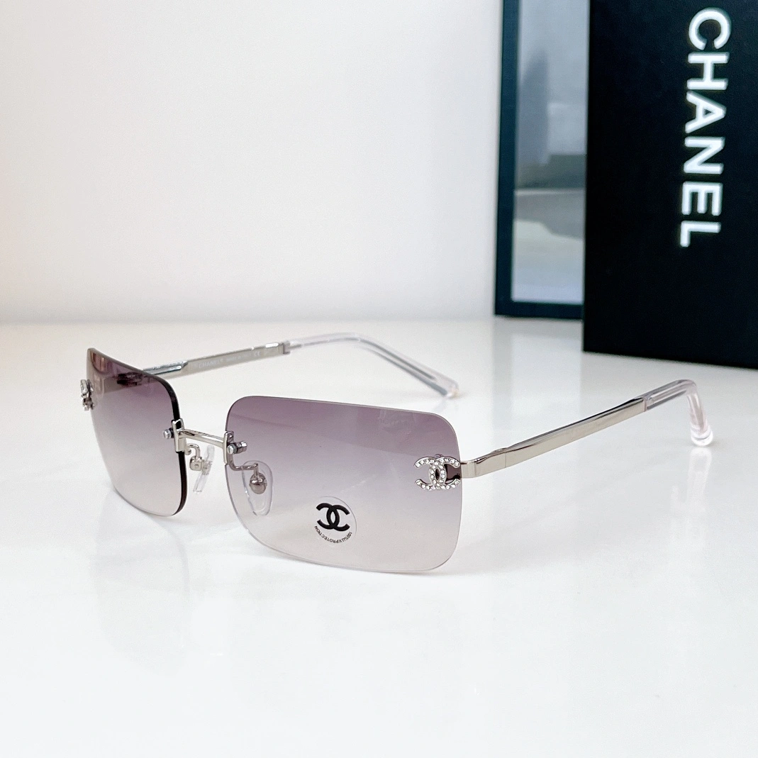 WellDesigned 9455 Chanel AAA Quality Sunglasses