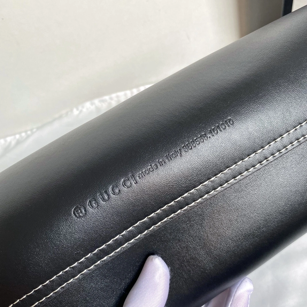 WellDesigned 9551 Gucci AAA Quality Handbags For Women