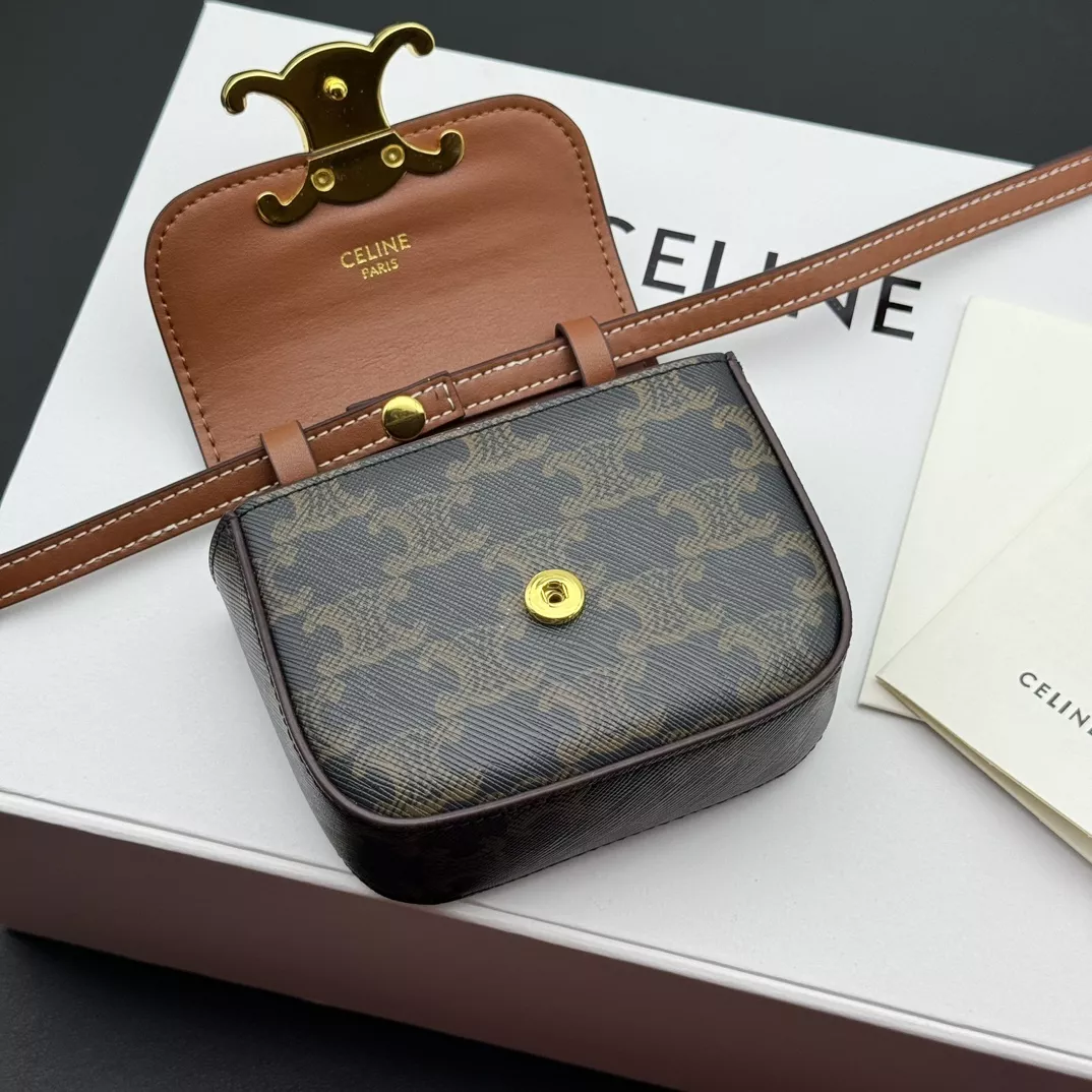 WellDesigned 9679 Celine Wallets