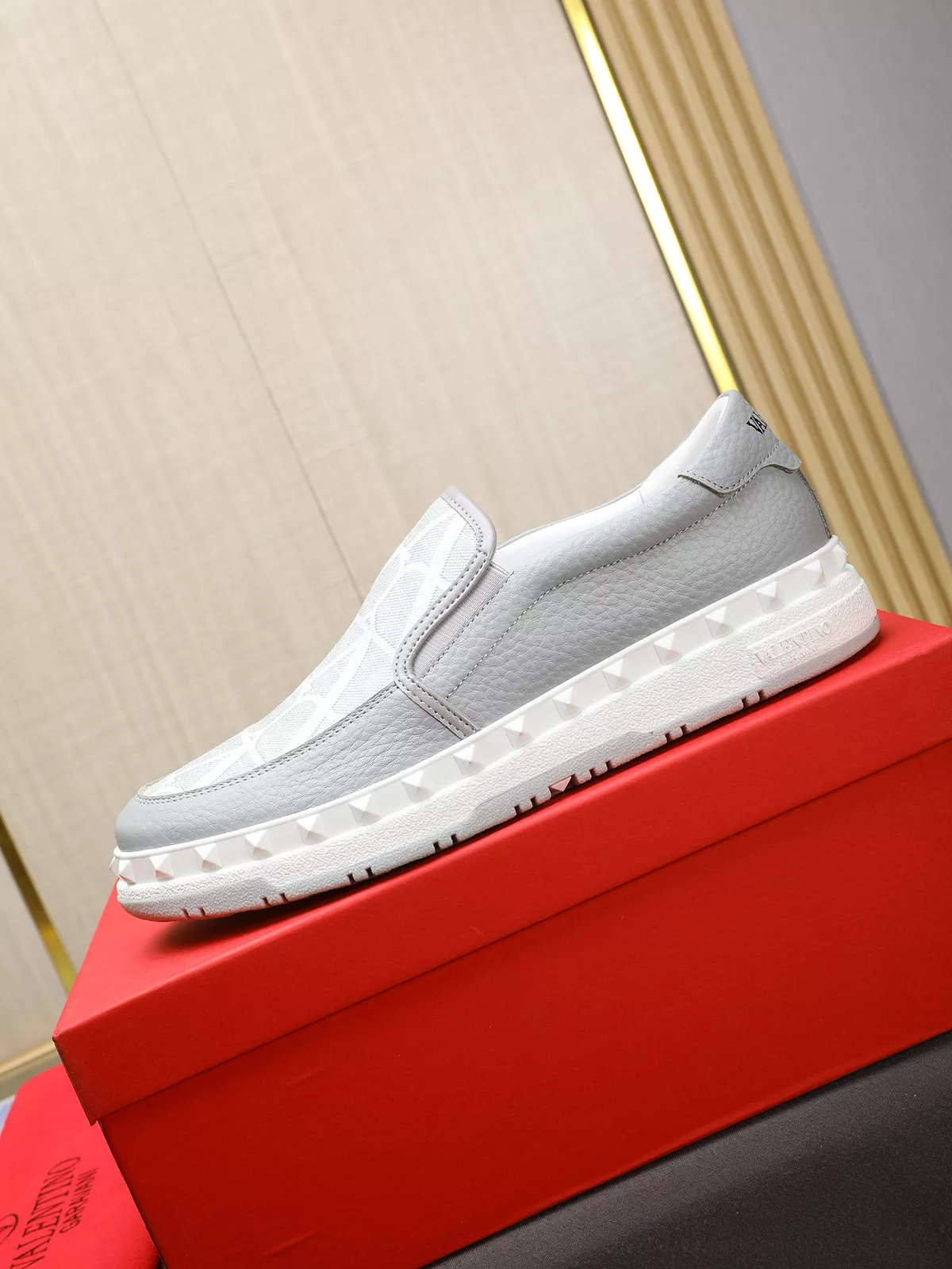 WellDesigned 9778 Valentino Casual Shoes For Men