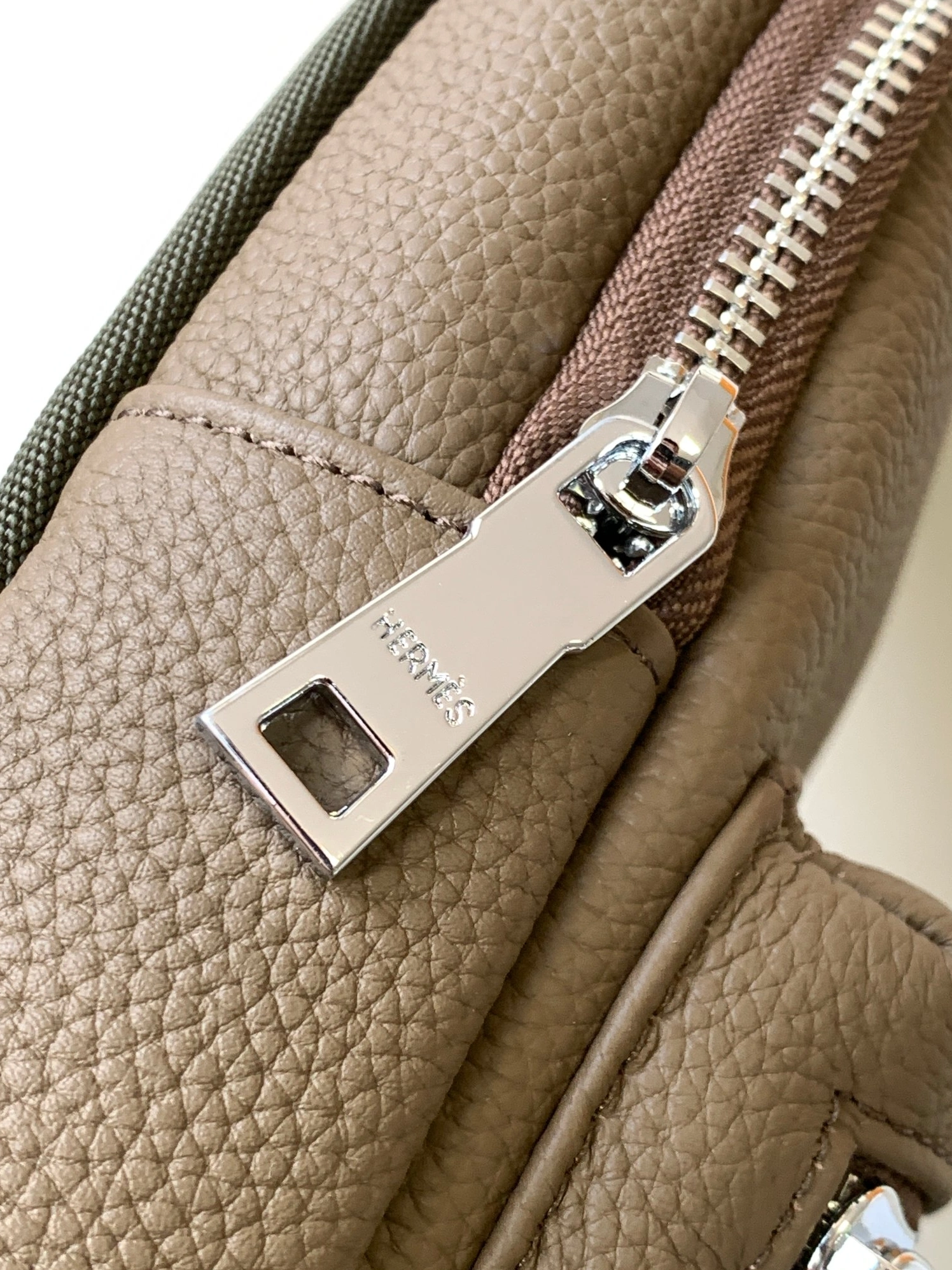 WellDesigned 9789 Hermes AAA Man Messenger Bags