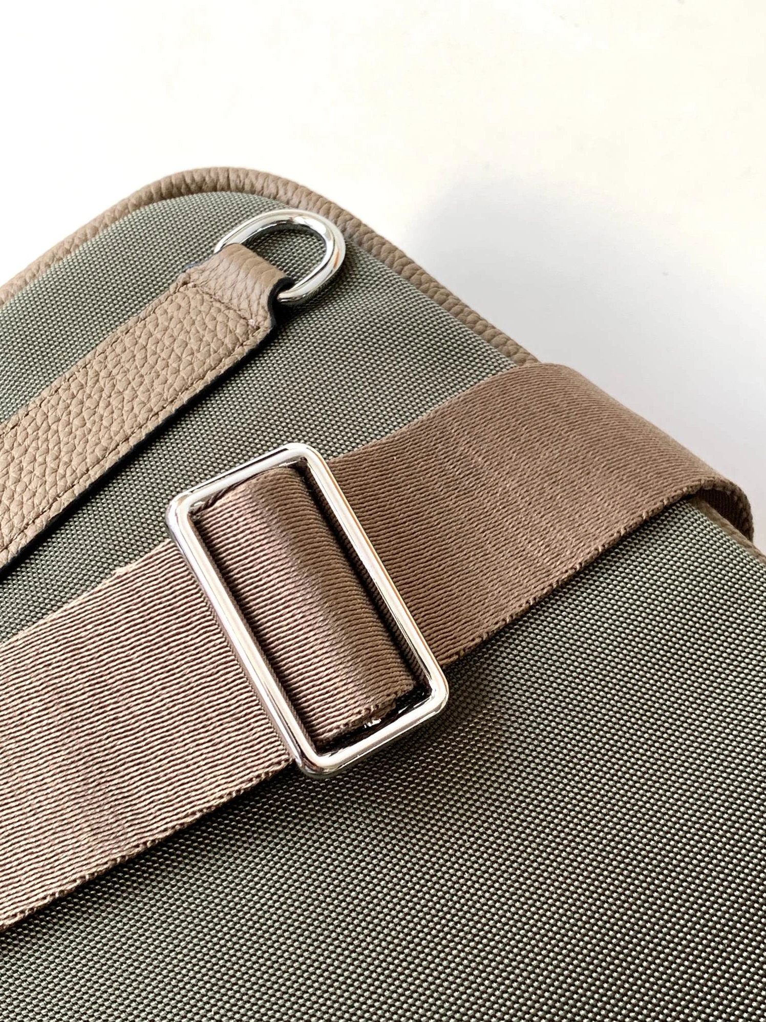 WellDesigned 9789 Hermes AAA Man Messenger Bags